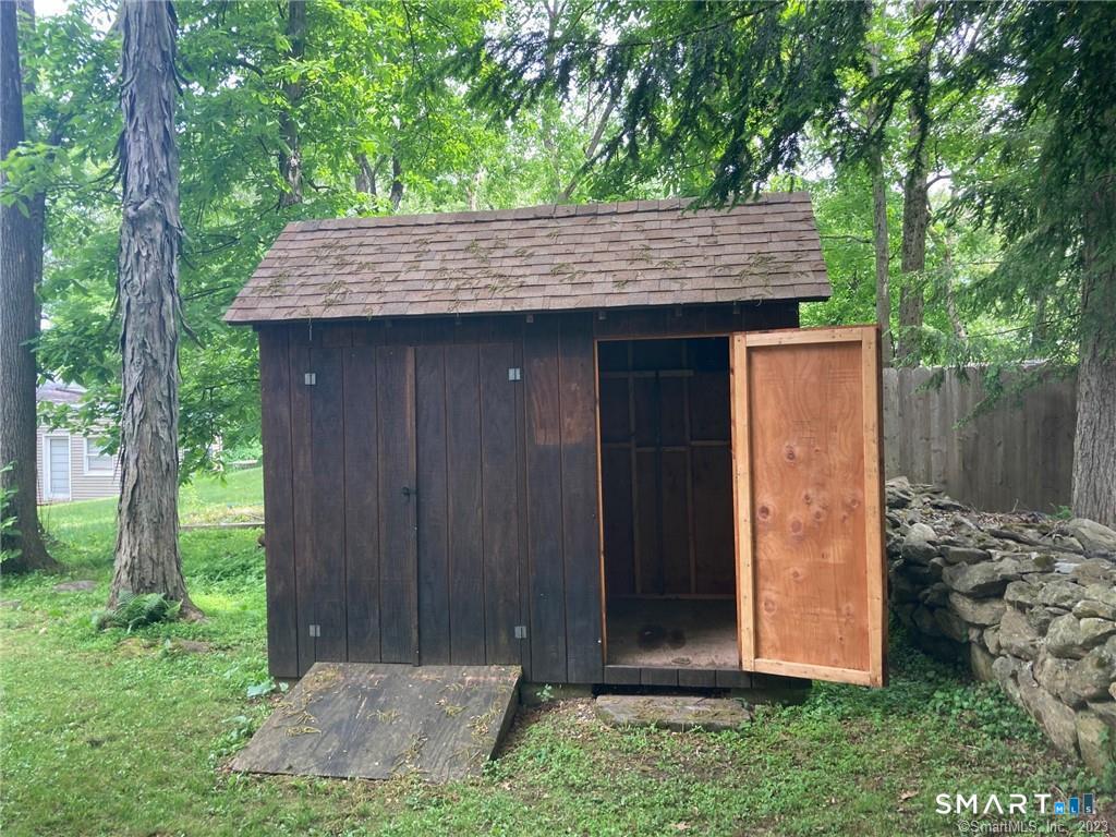 Photo 19 of Single family home for sale at 27 Woodland Wy, Ridgefield, CT 06877 | MLS# 24202009 | Listing updated on 2026-09-12