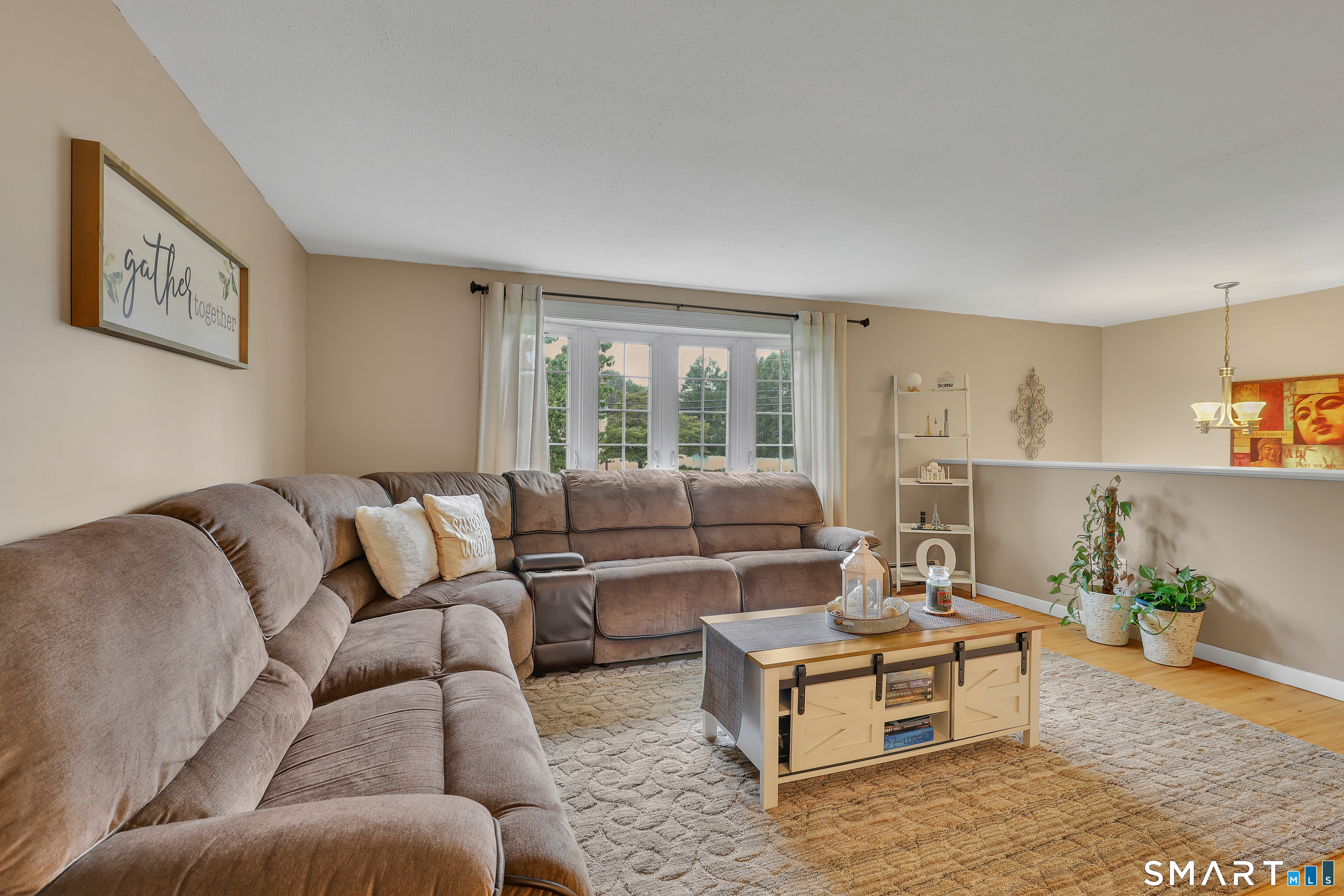 779 Brewer Street photo 16