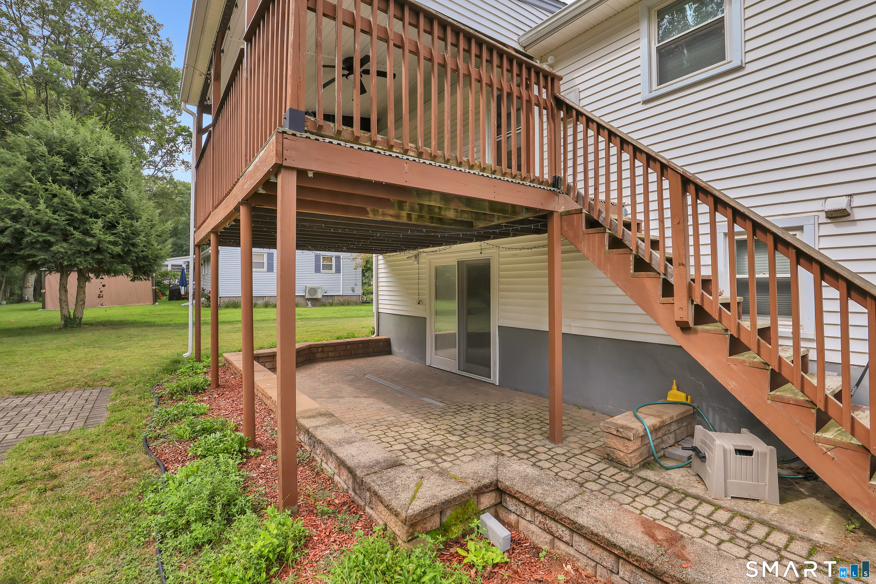 779 Brewer Street photo 35