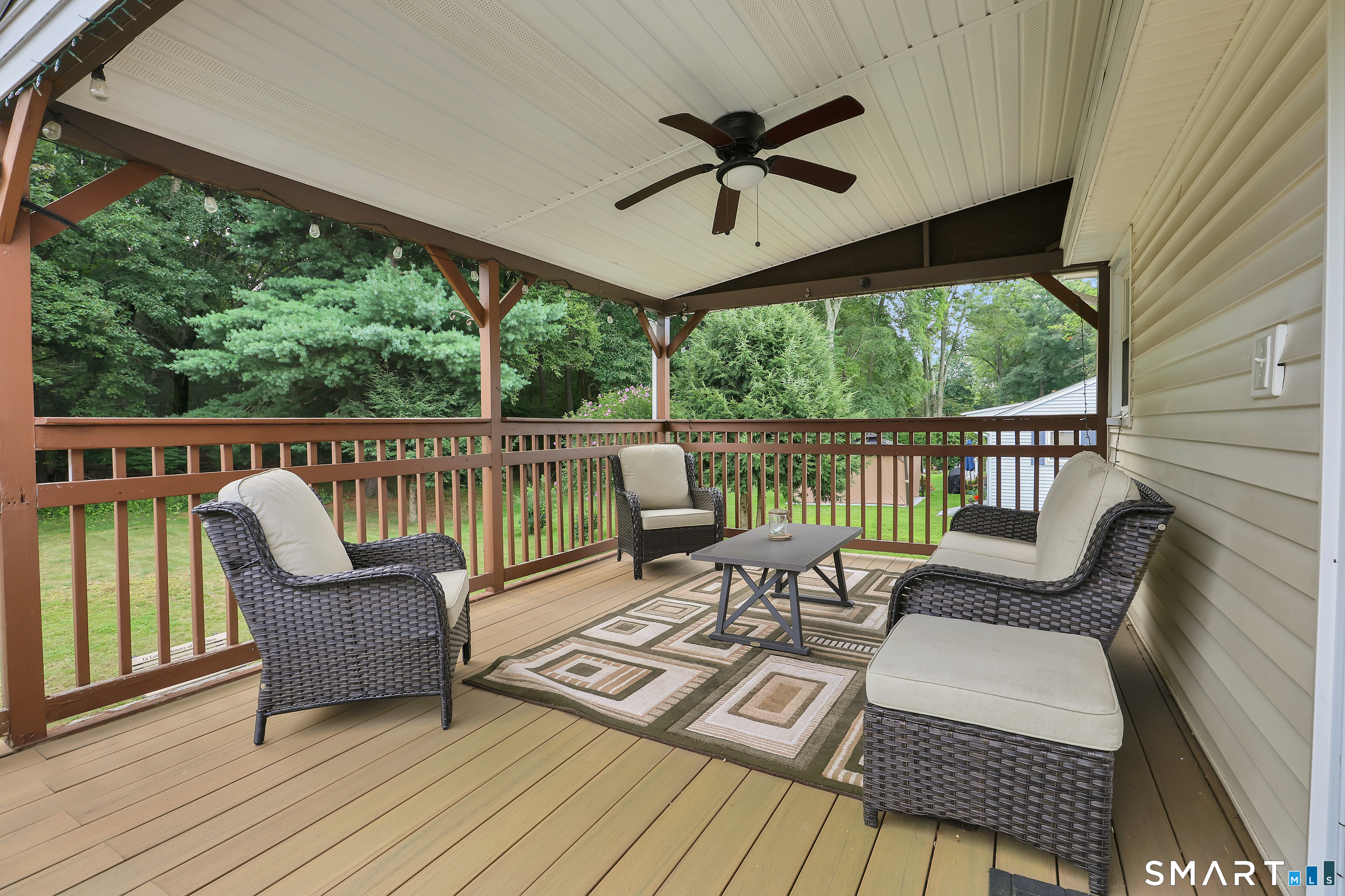 779 Brewer Street photo 34