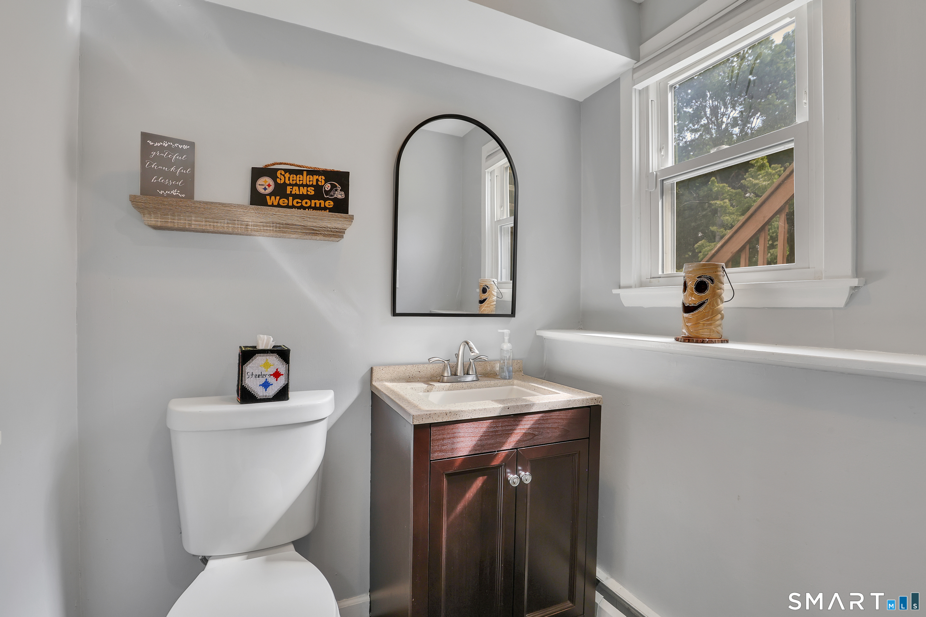 779 Brewer Street photo 31