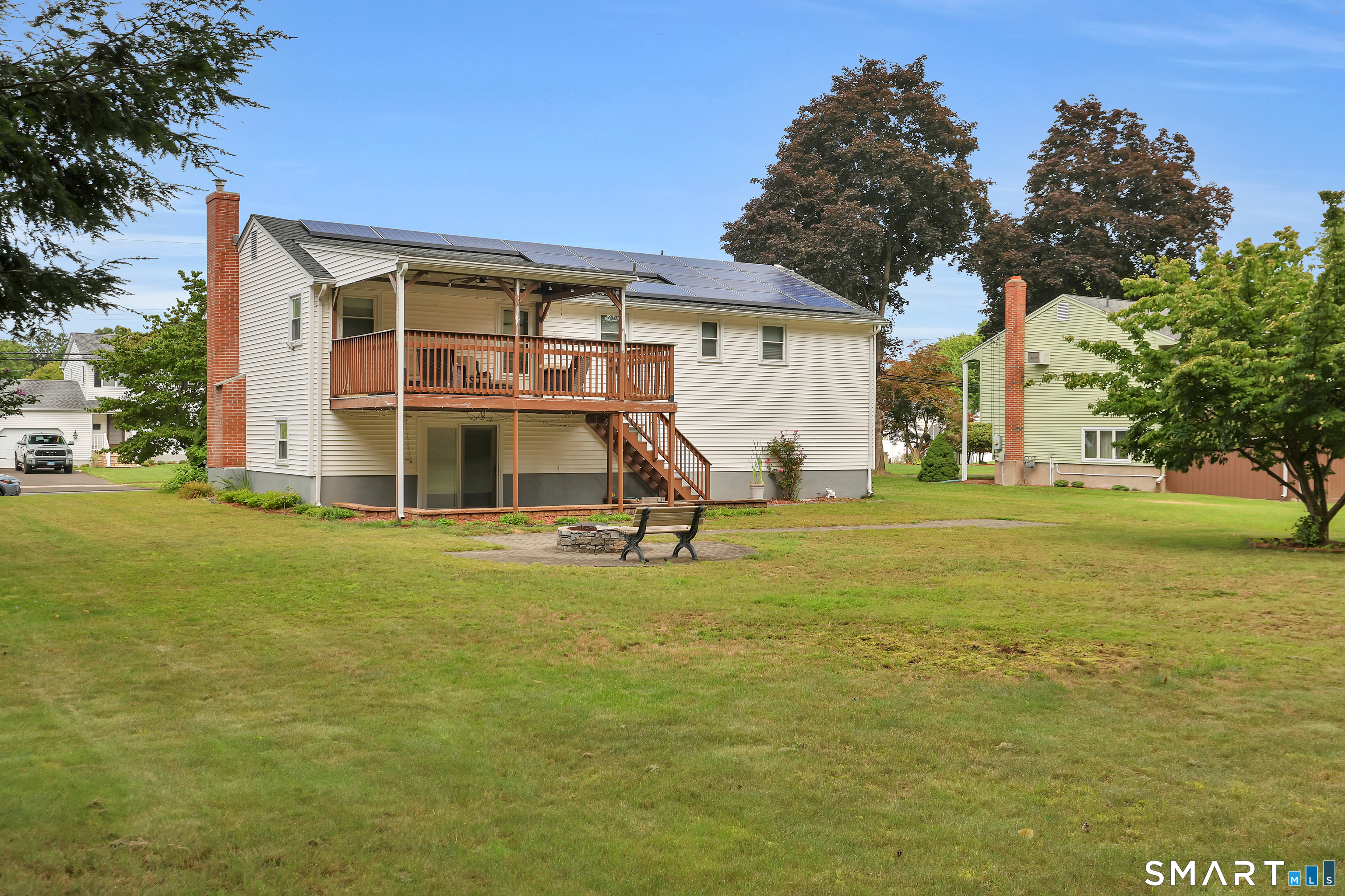 779 Brewer Street photo 36