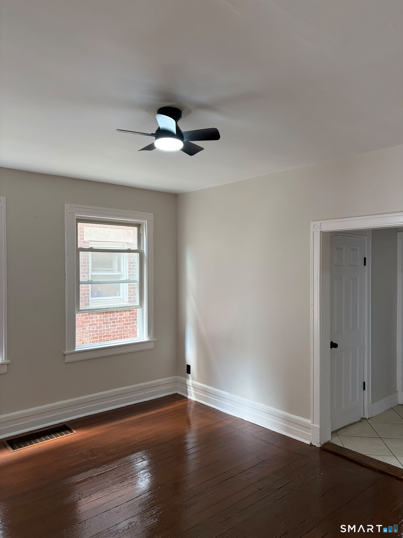 327 Dover Street Unit #1st photo 3