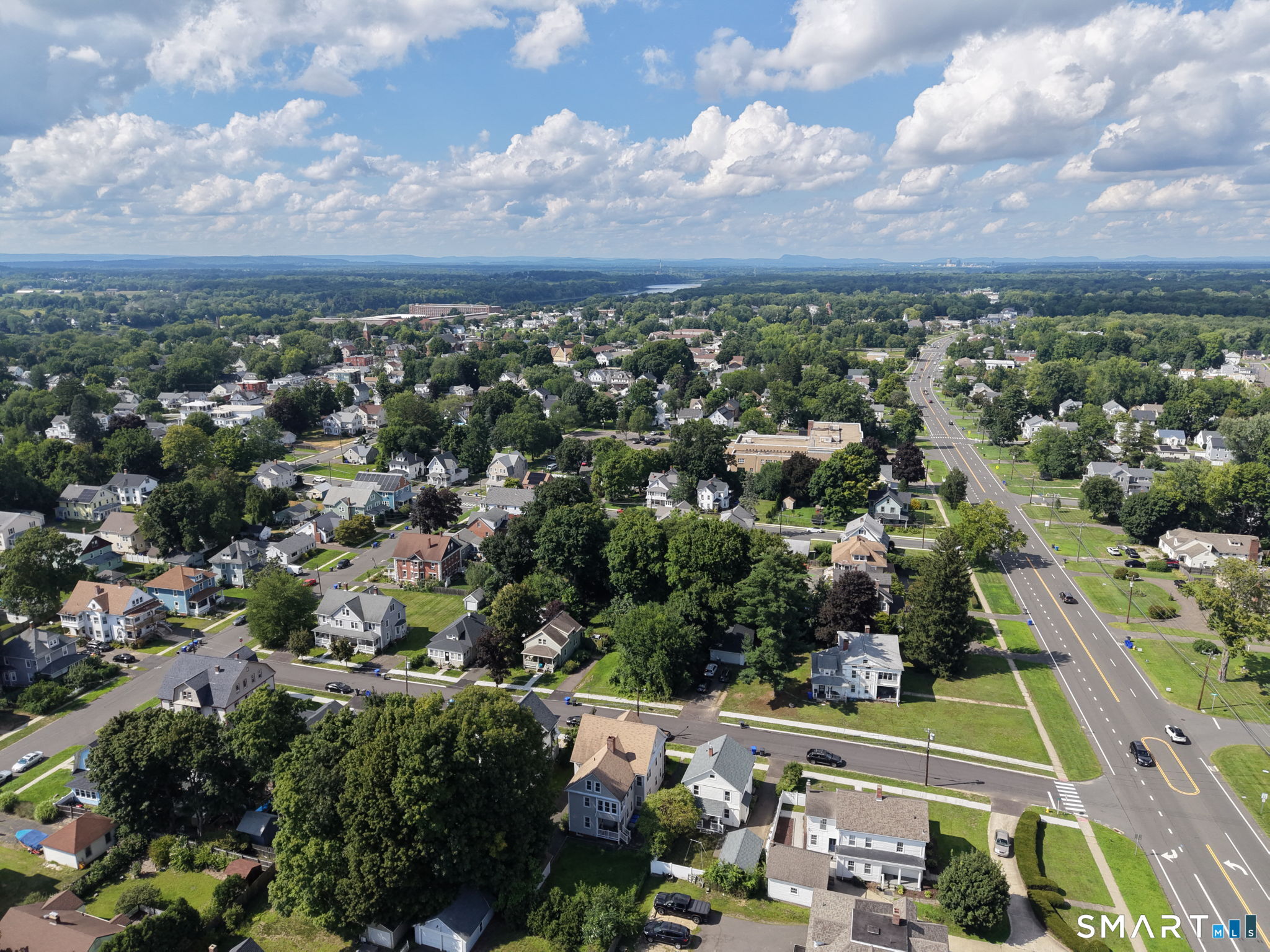 24 Grant Avenue photo 12