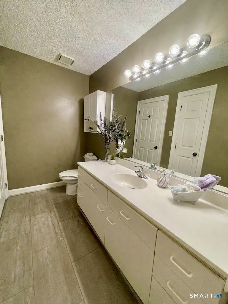 75 Redwood Drive Unit #801 photo 11