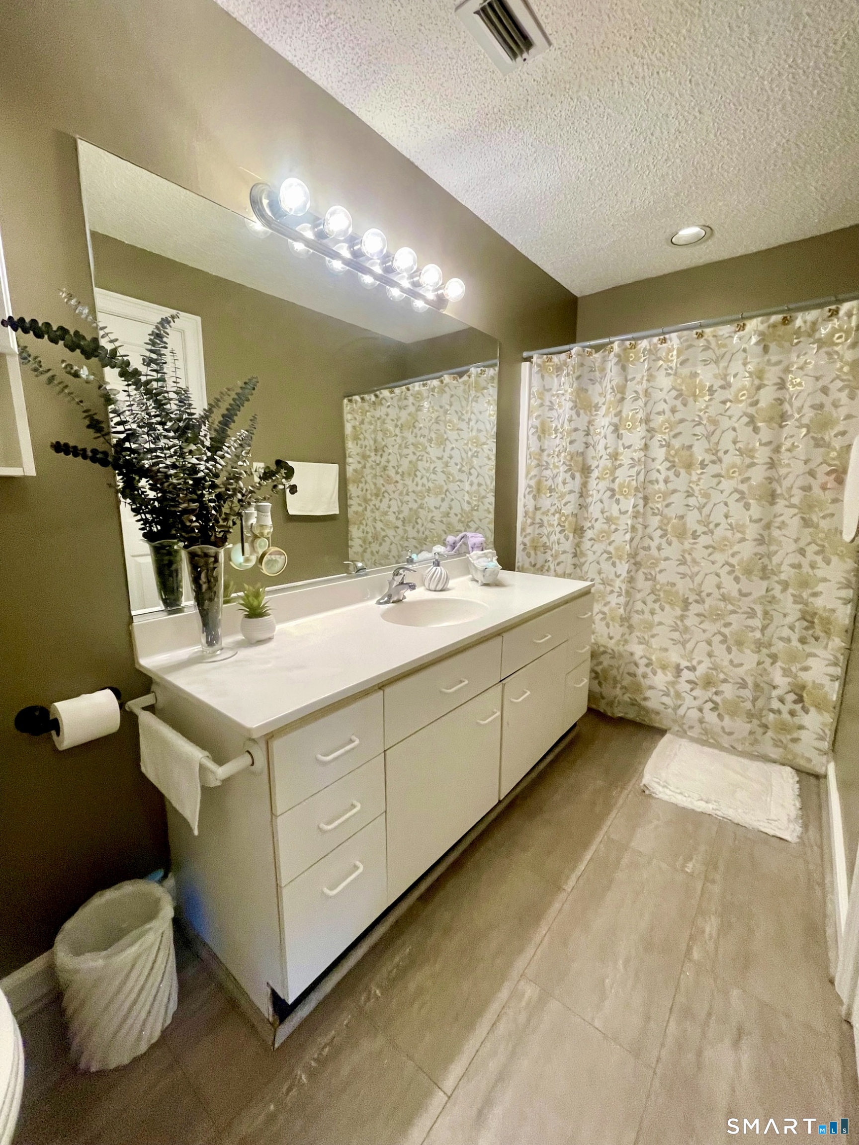 75 Redwood Drive Unit #801 photo 12