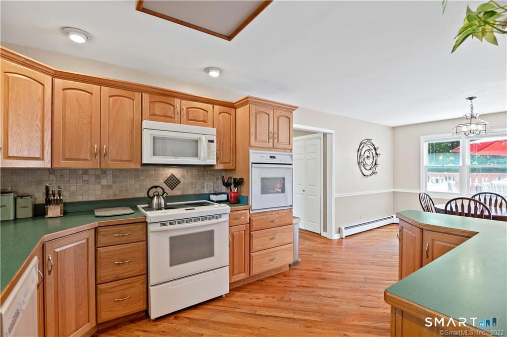 8 Genesee Lane photo 6