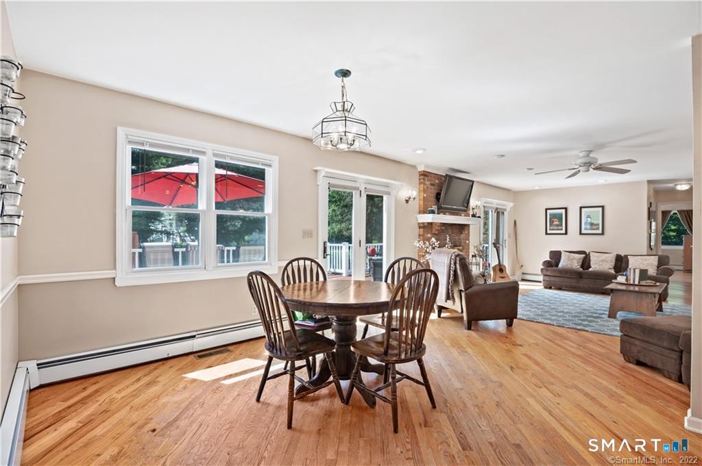 8 Genesee Lane photo 9