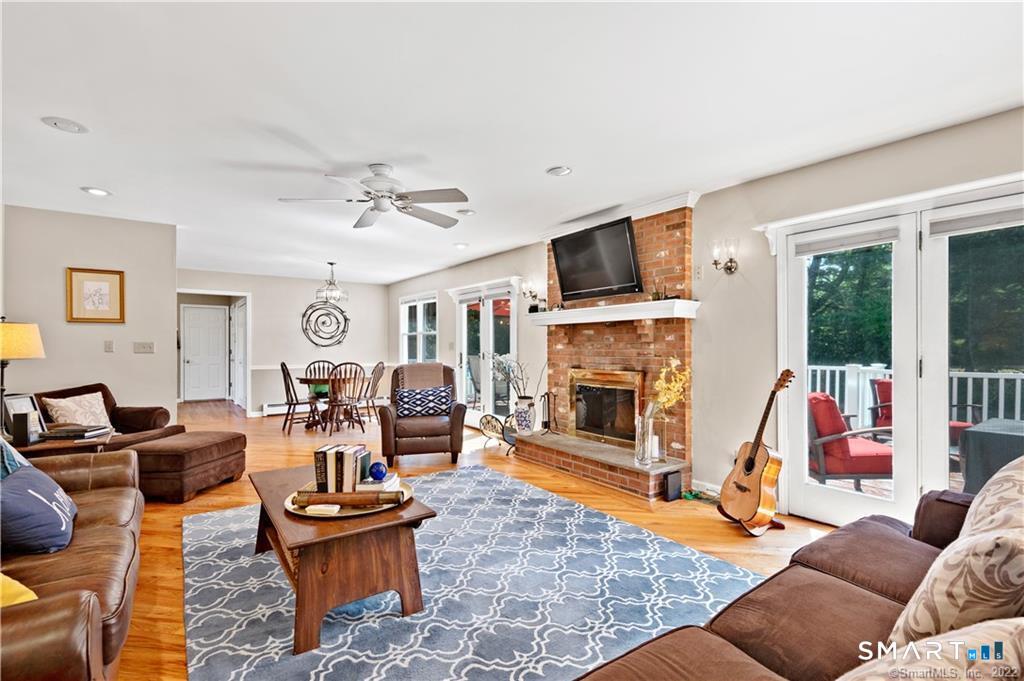 8 Genesee Lane photo 13
