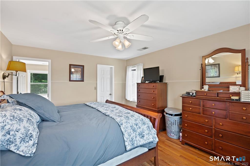 8 Genesee Lane photo 22