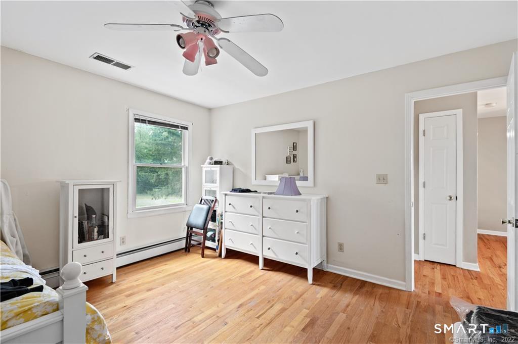 8 Genesee Lane photo 25
