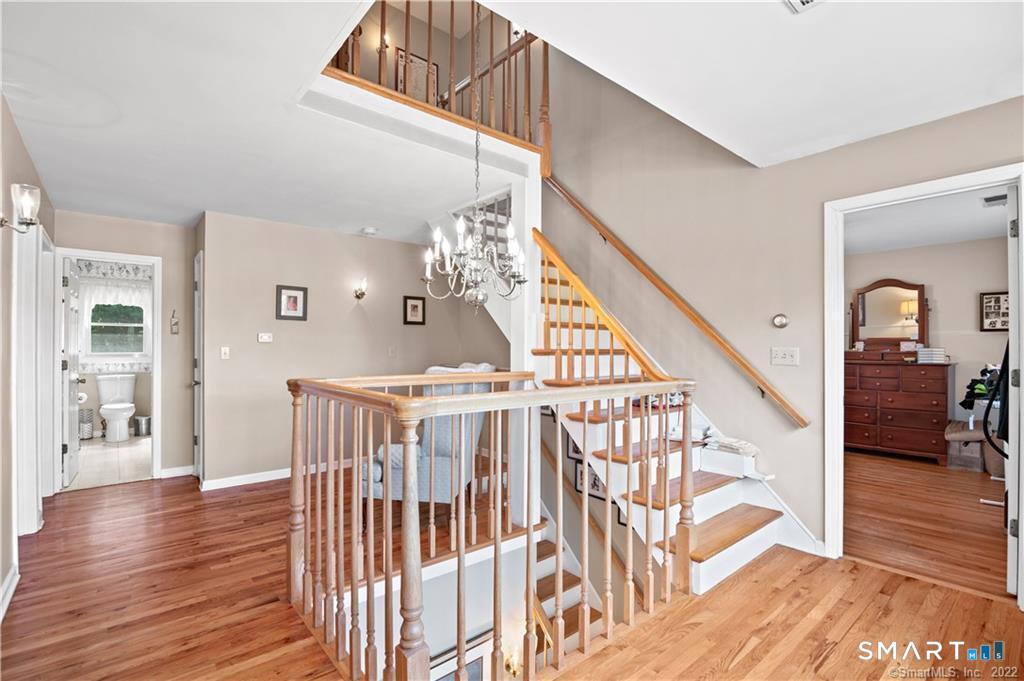 8 Genesee Lane photo 29
