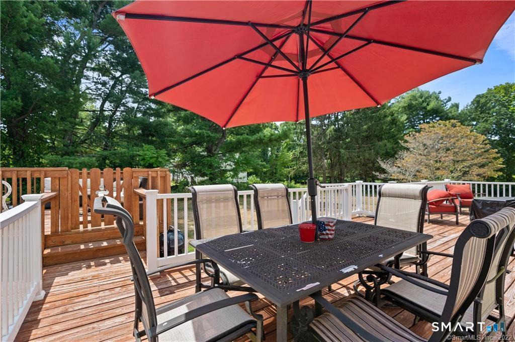 8 Genesee Lane photo 34
