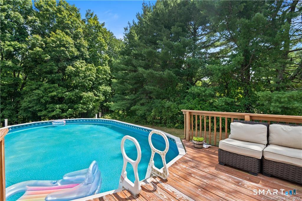 8 Genesee Lane photo 35