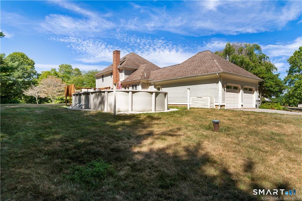 8 Genesee Lane photo 37