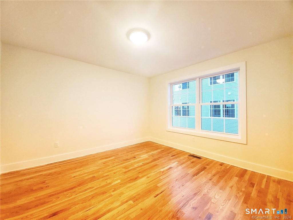 30 Ferris Avenue Unit #B4 photo 3