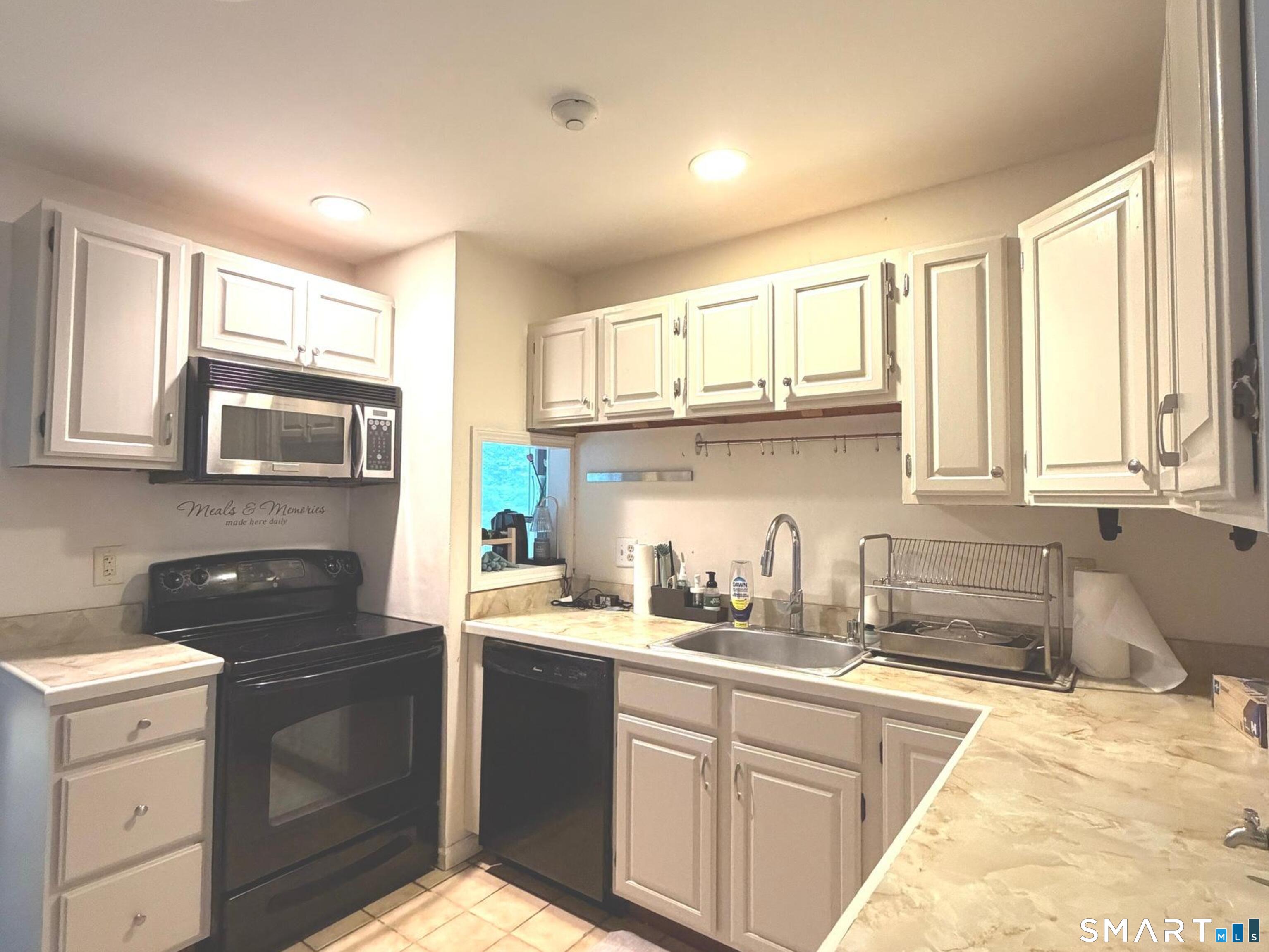 6 Ledgewood Drive Unit #6 photo 10