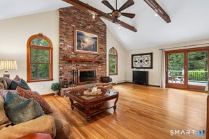 41 Colonial Ridge, New Milford