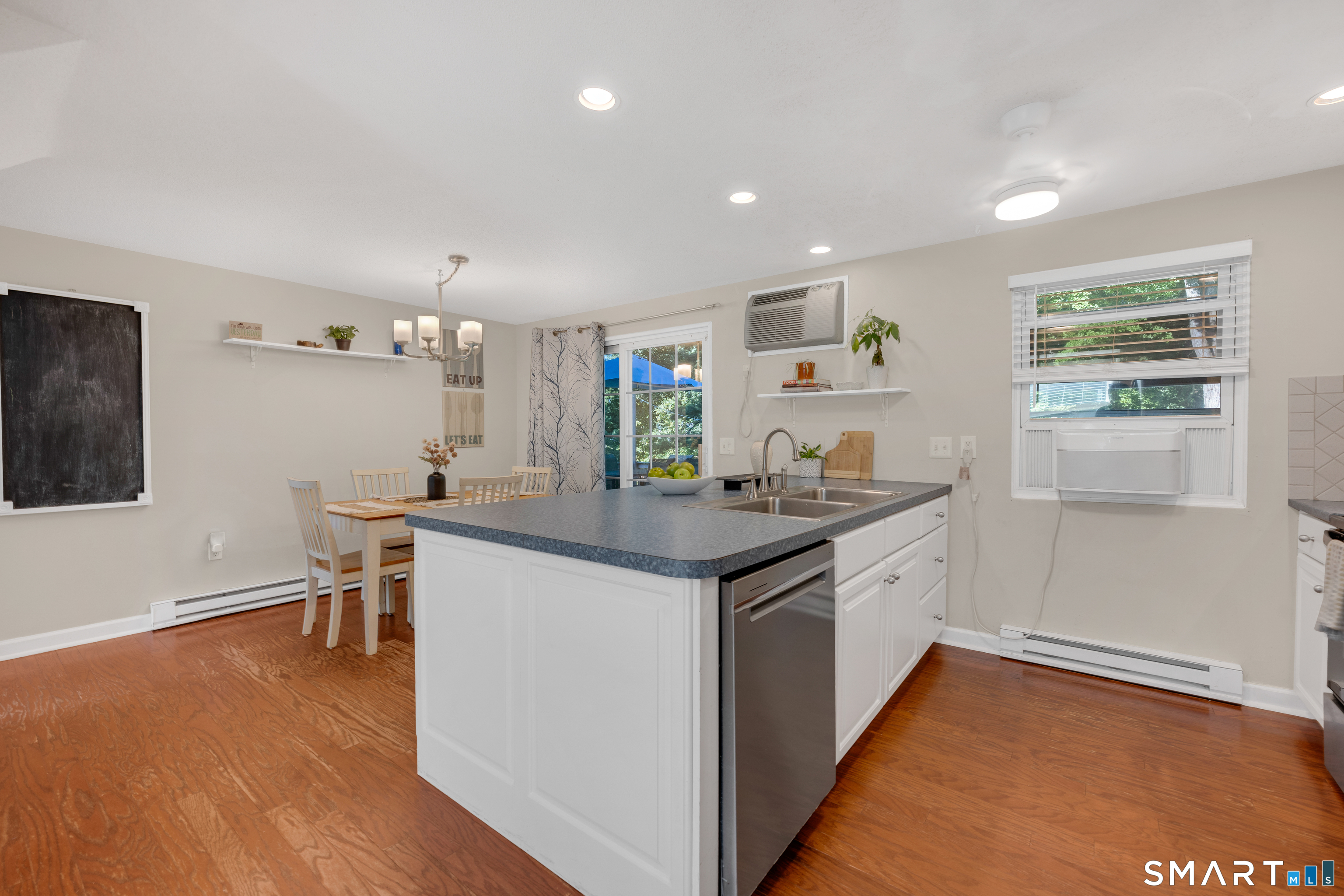 Photo 7 of 81 Duck Pond Road, Glastonbury, CT