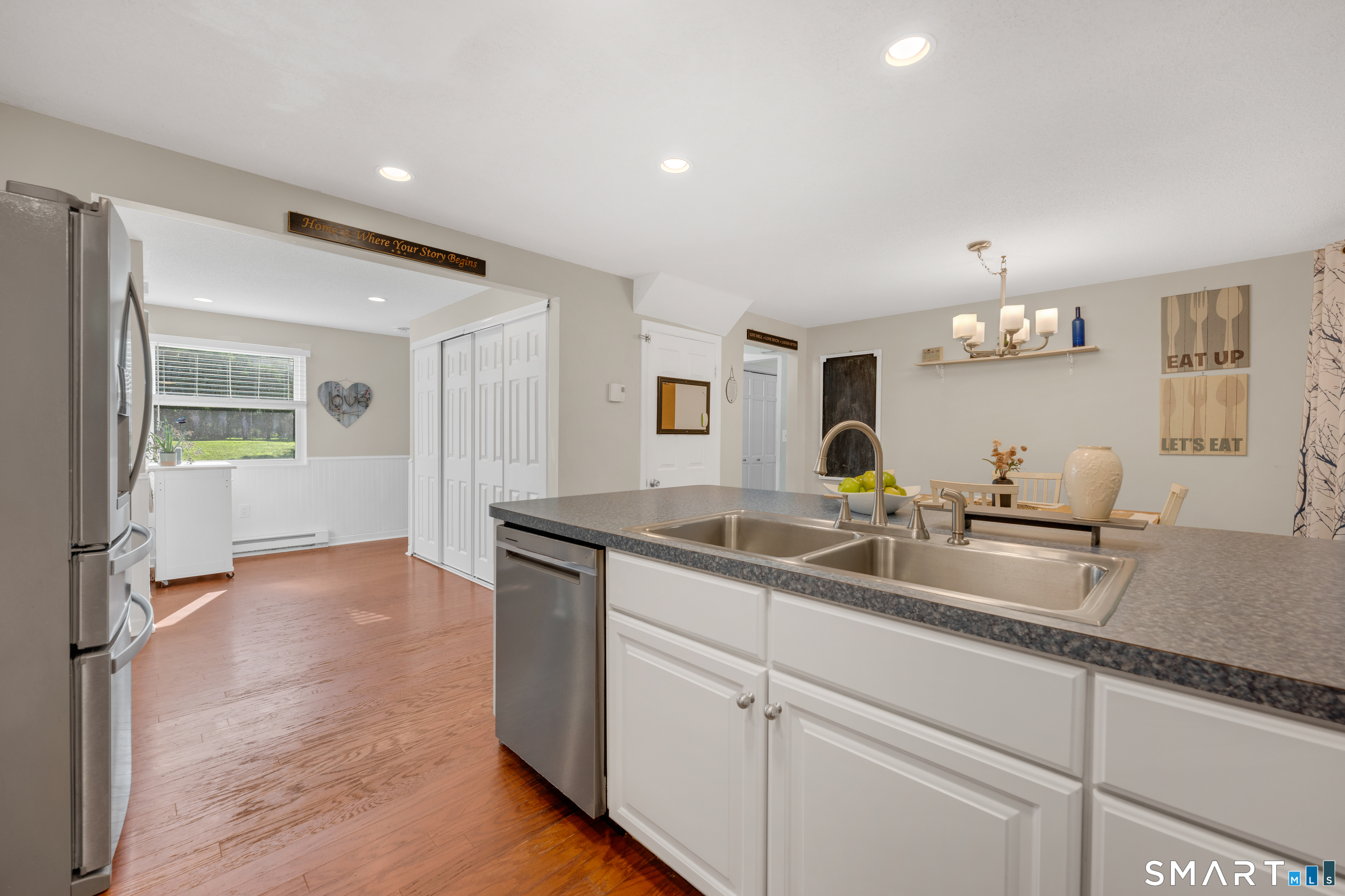 Photo 6 of 81 Duck Pond Road, Glastonbury, CT