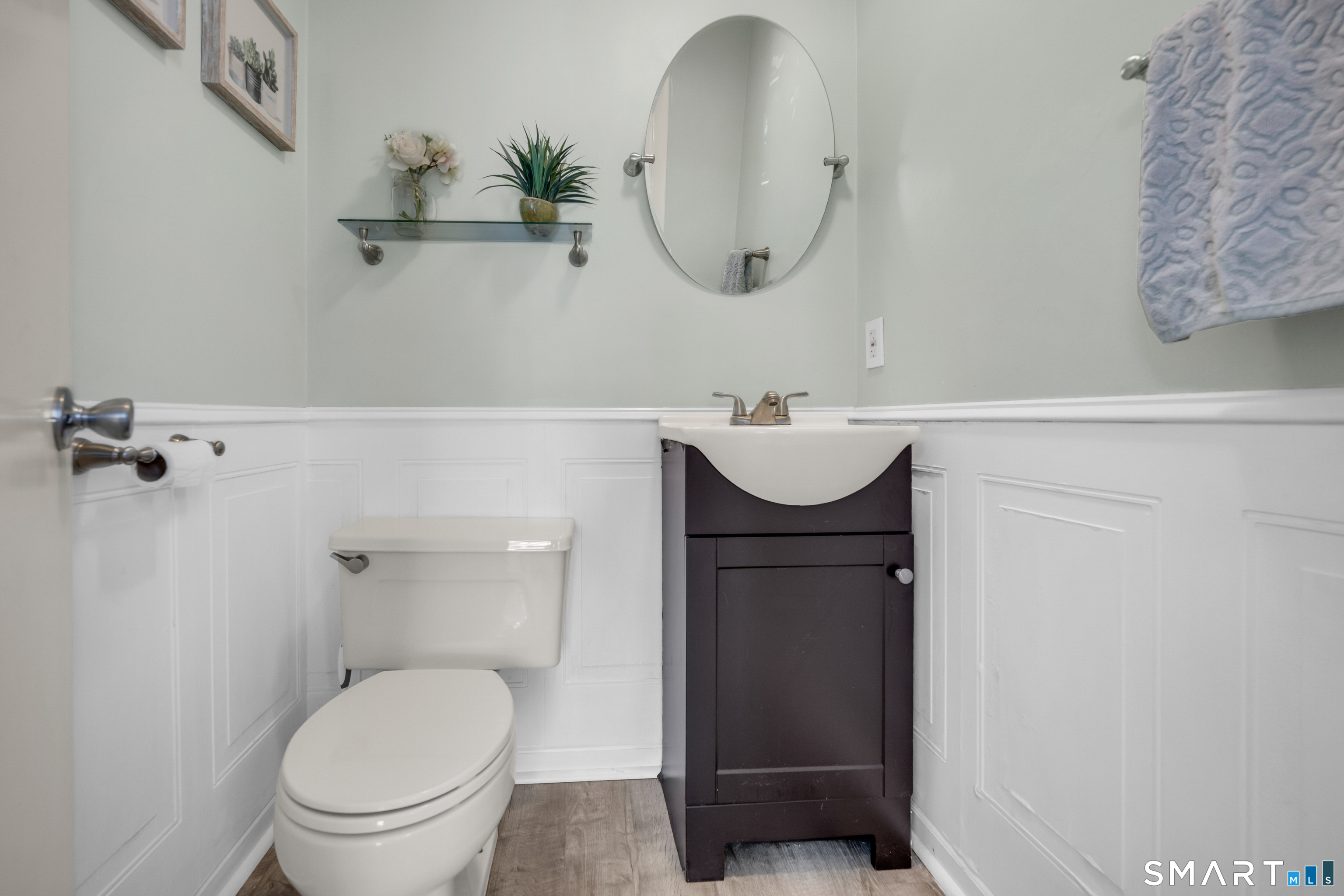 Photo 12 of 81 Duck Pond Road, Glastonbury, CT