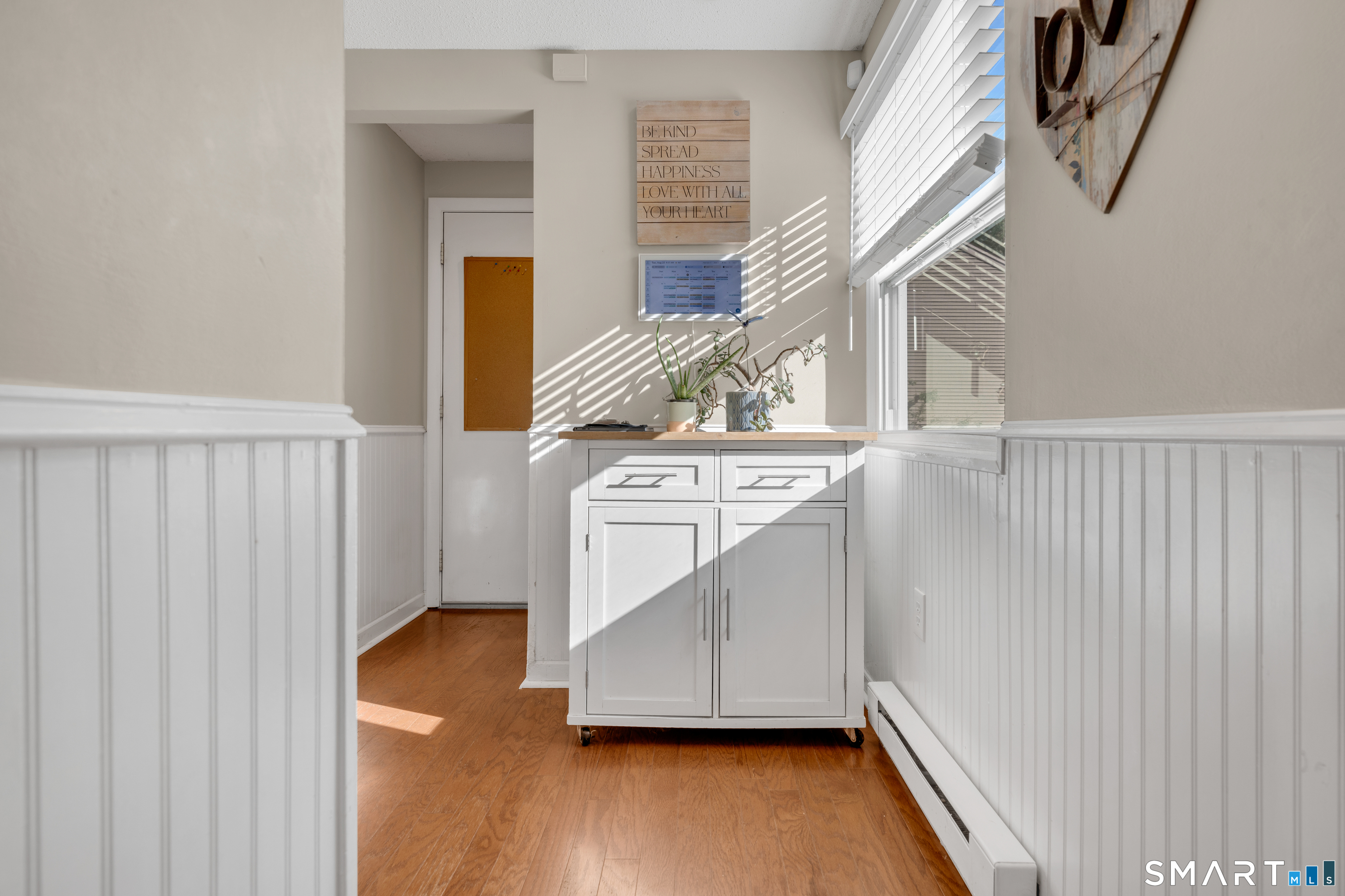 Photo 13 of 81 Duck Pond Road, Glastonbury, CT