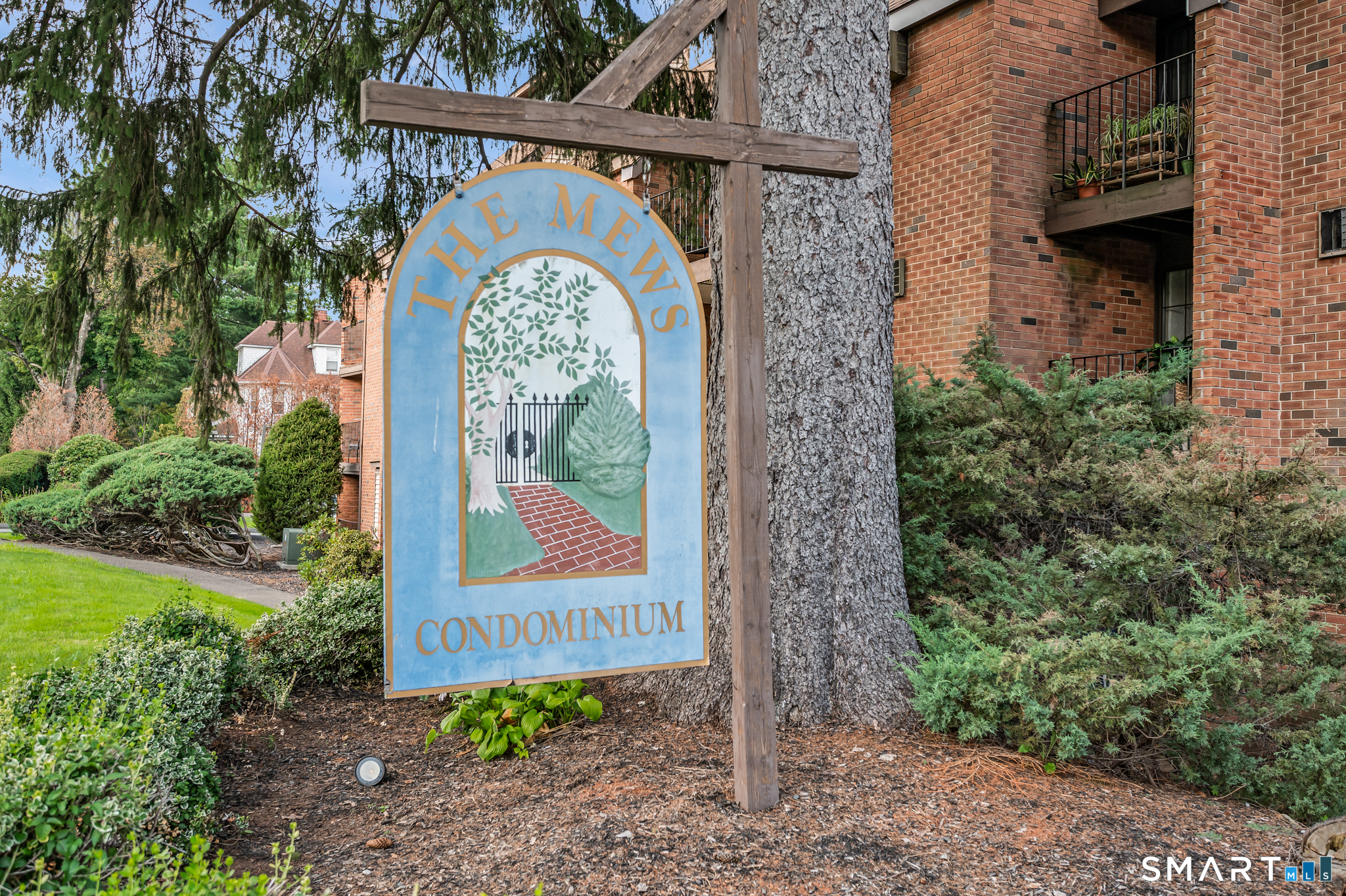 38 Main Street 7