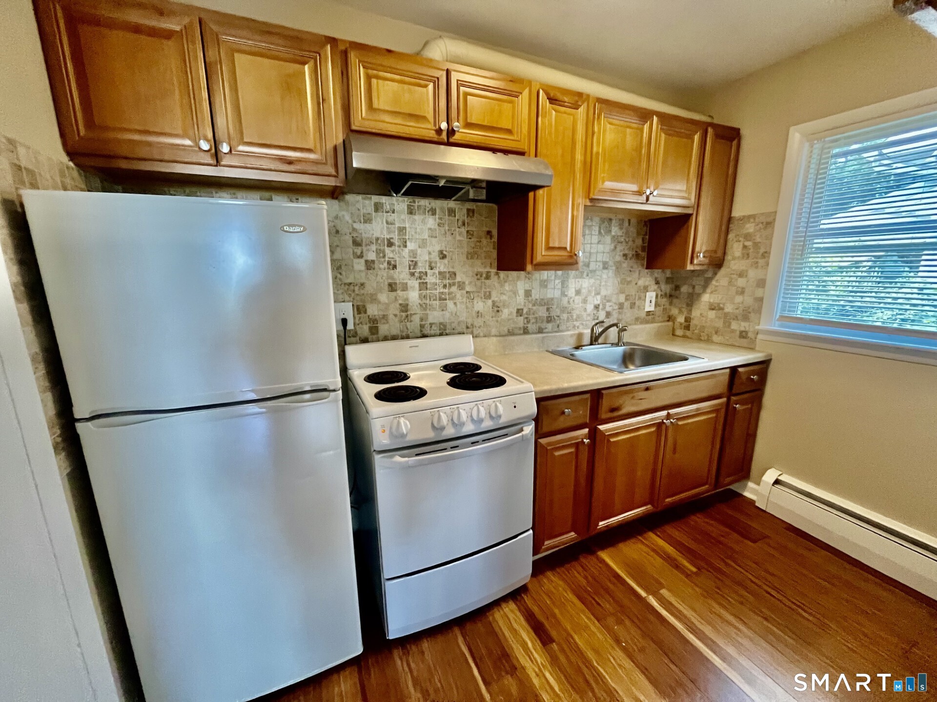 36 Seventh Street, Stamford, Connecticut photo 5