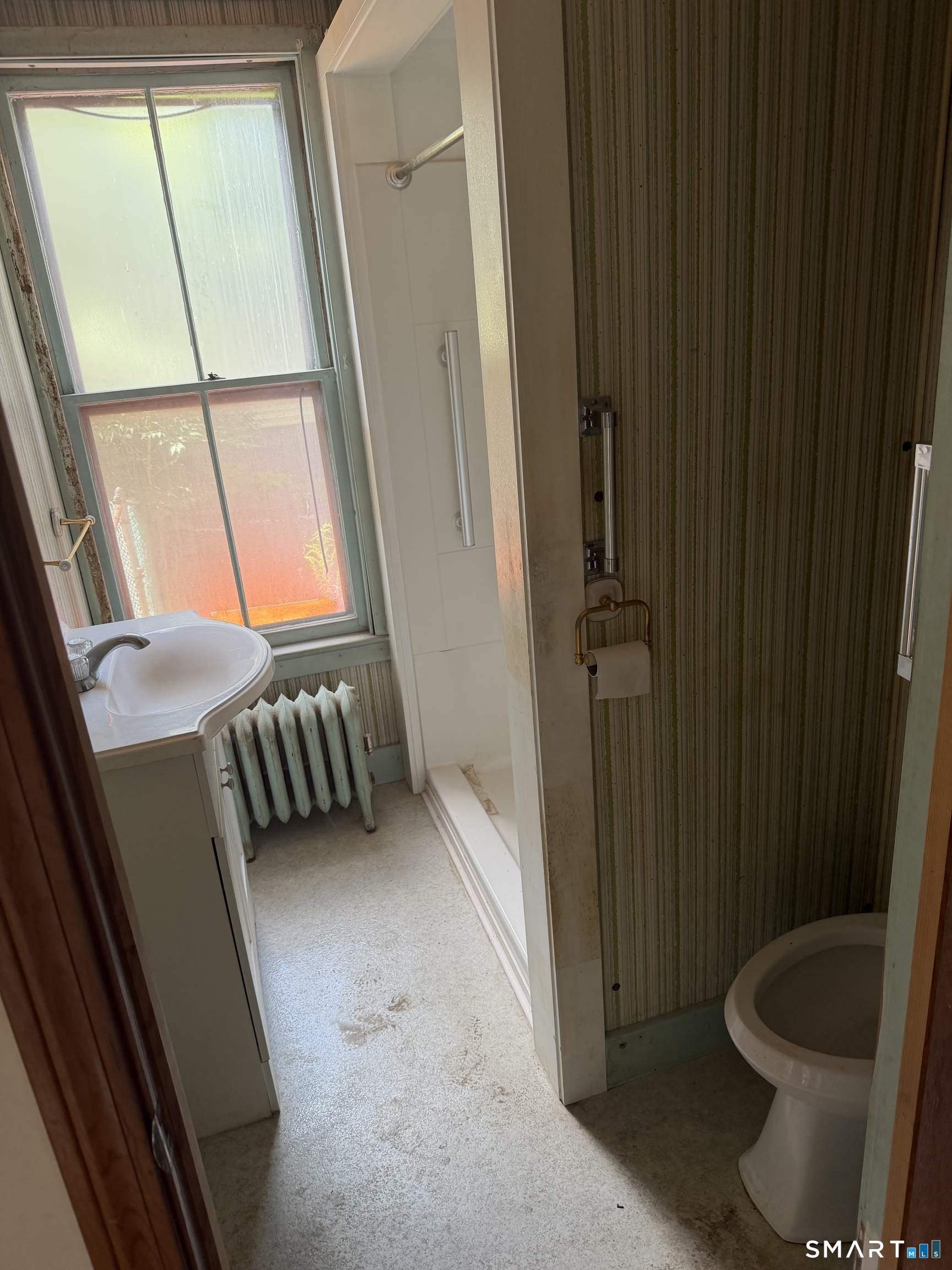66 Newton Street photo 21