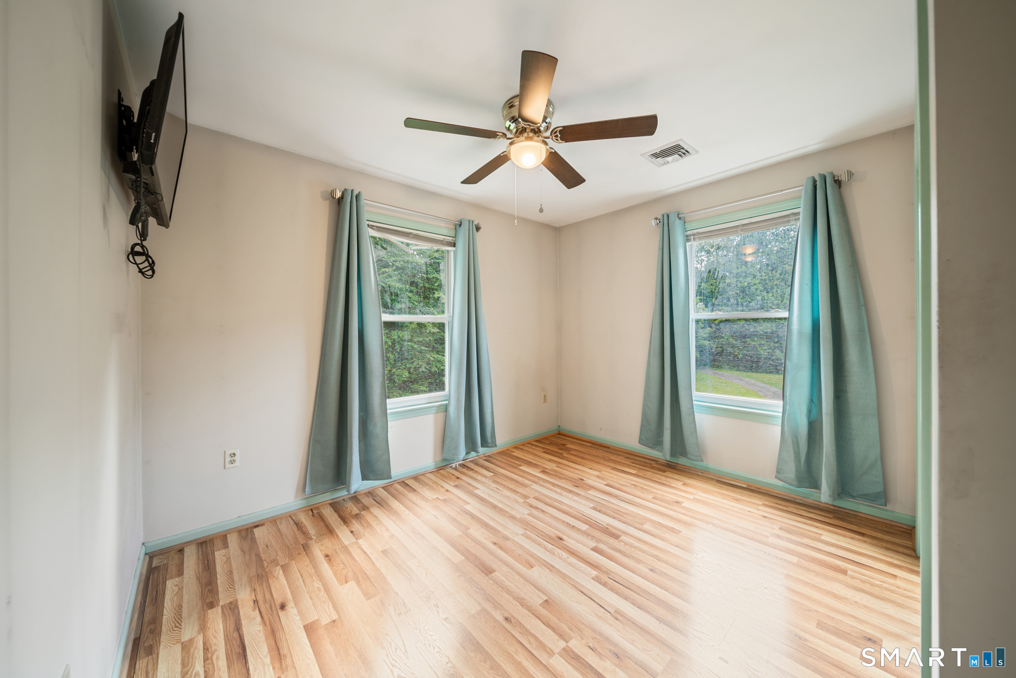 1 Lake Drive photo 21