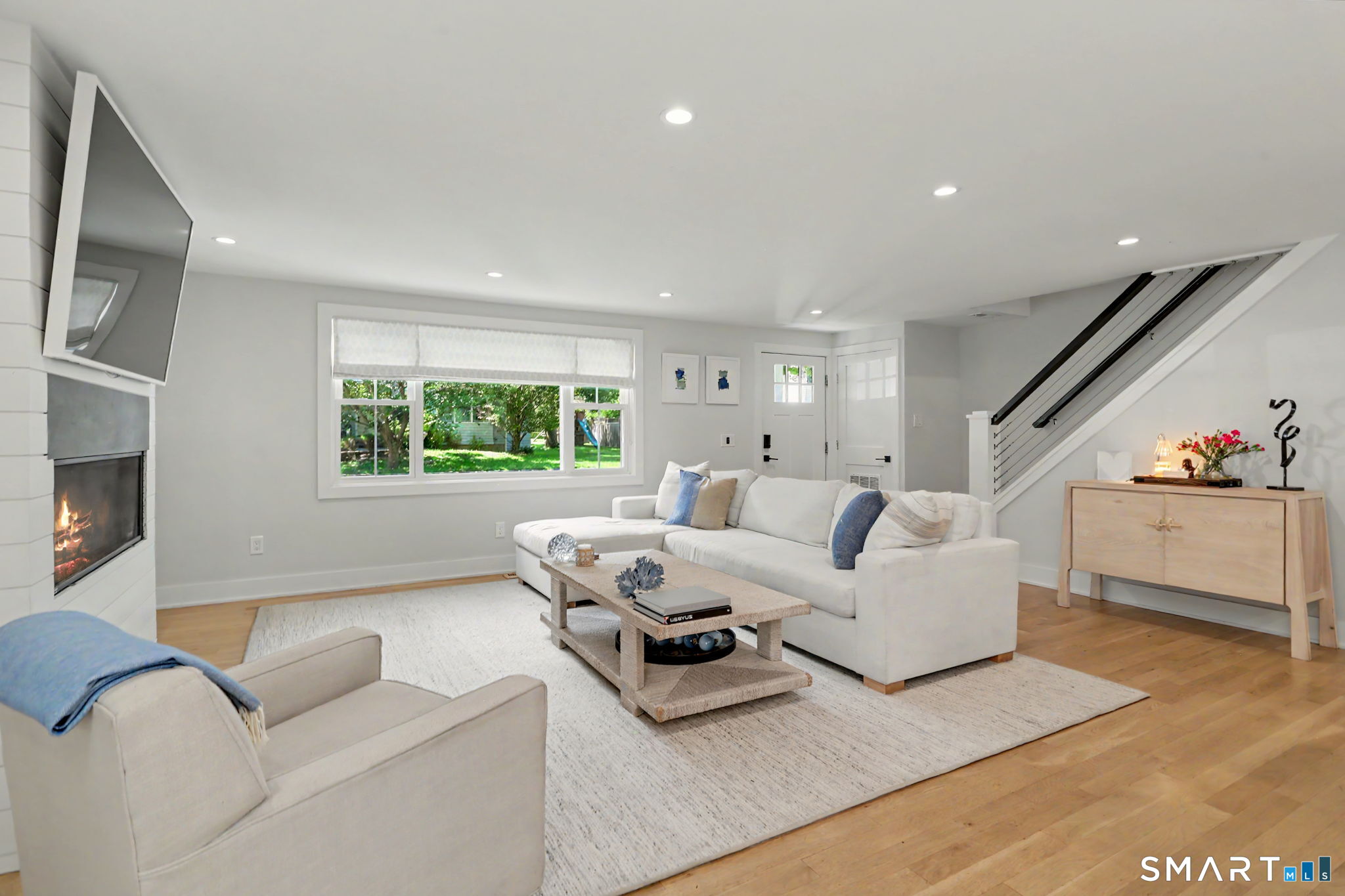 8 Kirock Place, Westport, Connecticut photo 2