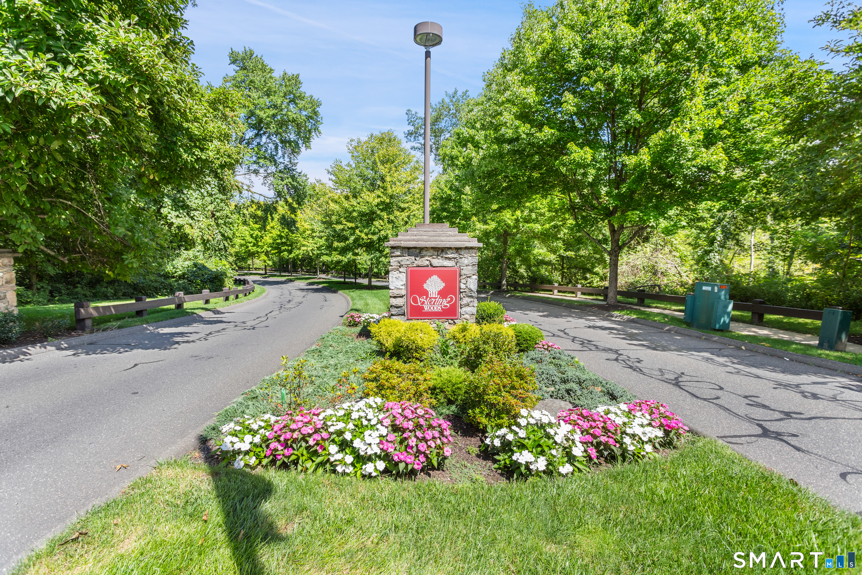 Photo 16 of Townhouse for sale at 9 Silversmith Dr #9, Danbury, CT 06811 | MLS# 24200884 | Listing updated on 2026-09-13