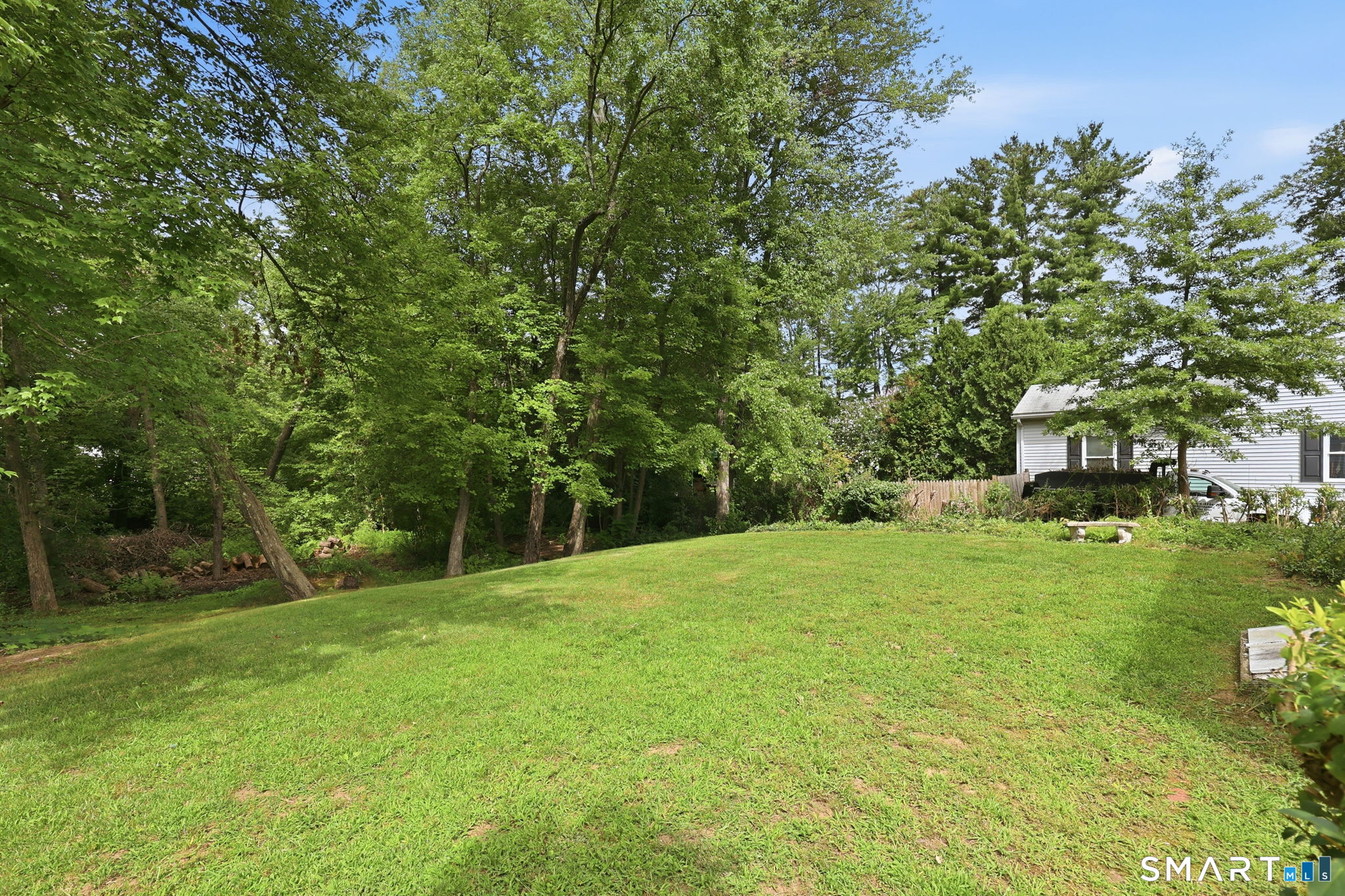 72 Steele Road photo 32