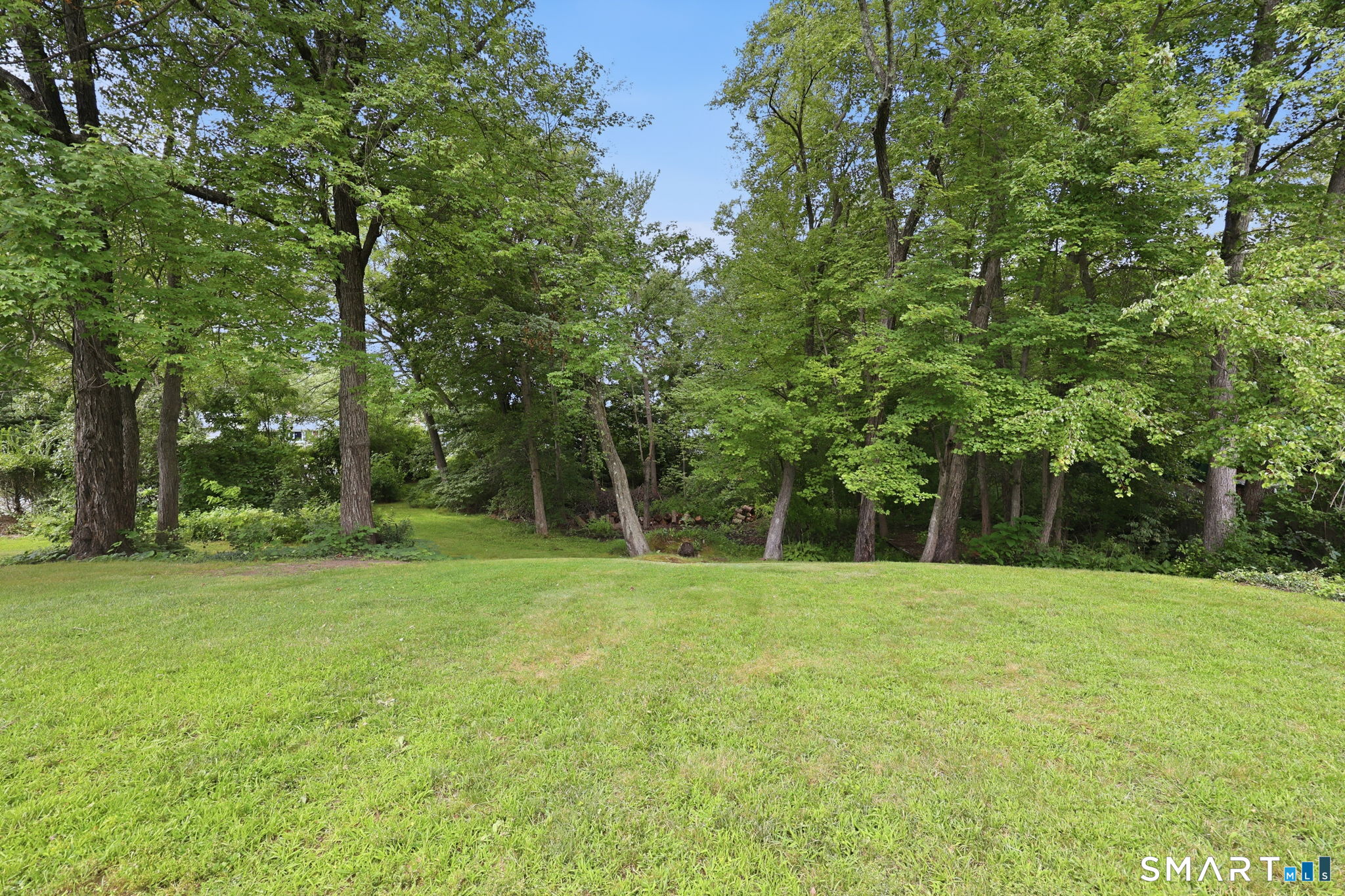 72 Steele Road photo 37