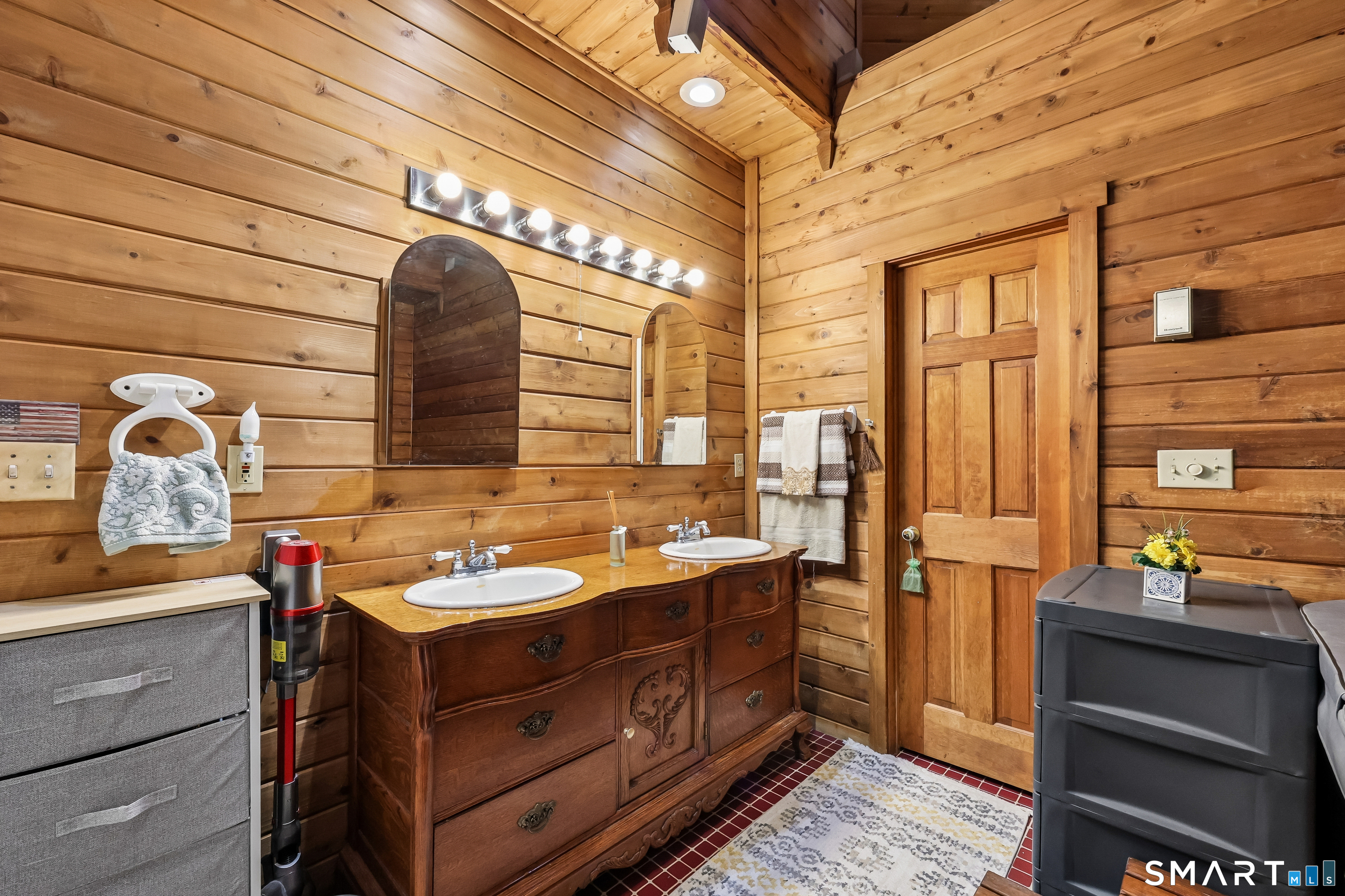 112 Idlewood Road photo 16