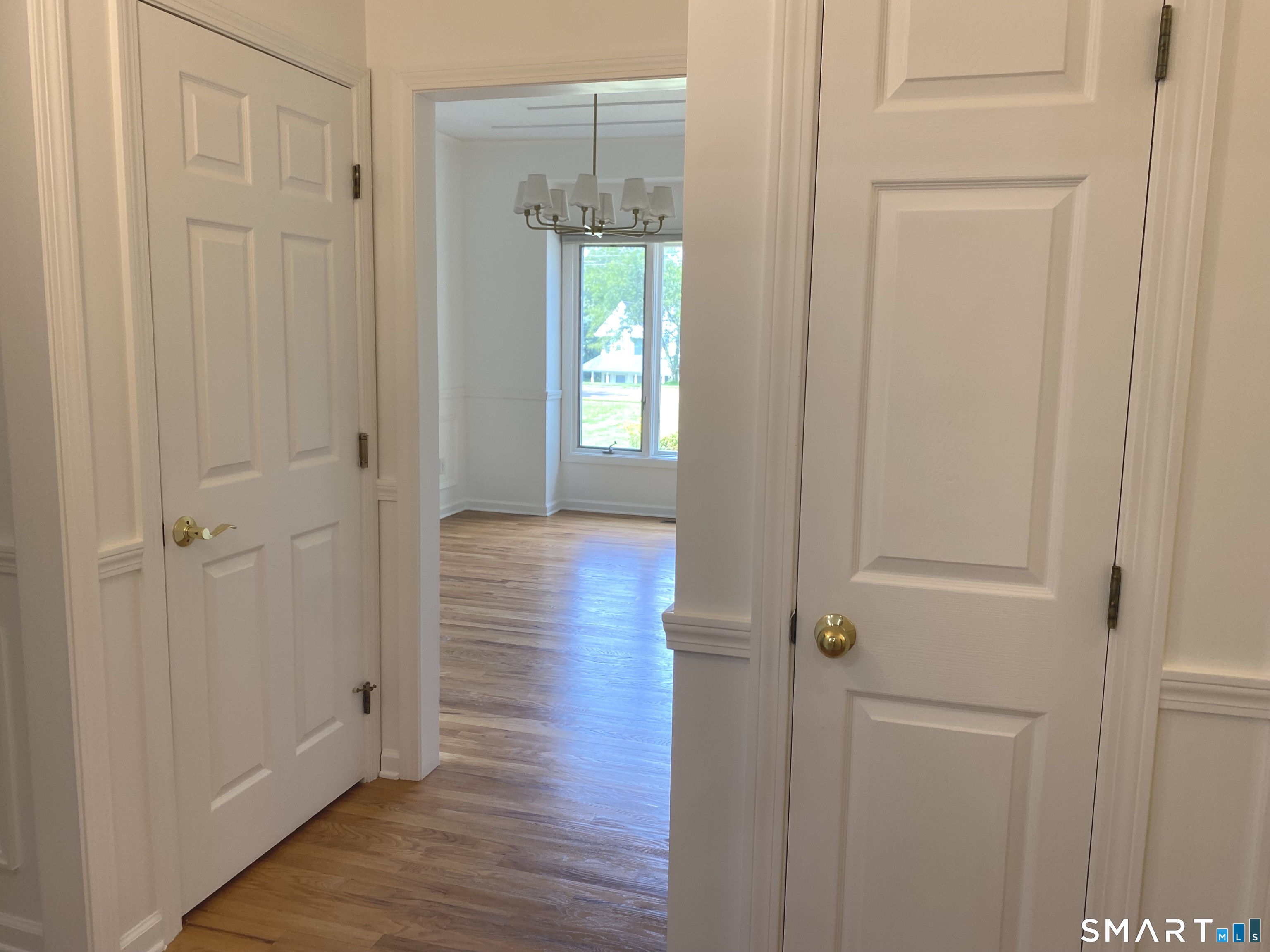 54 Winchester Drive photo 17