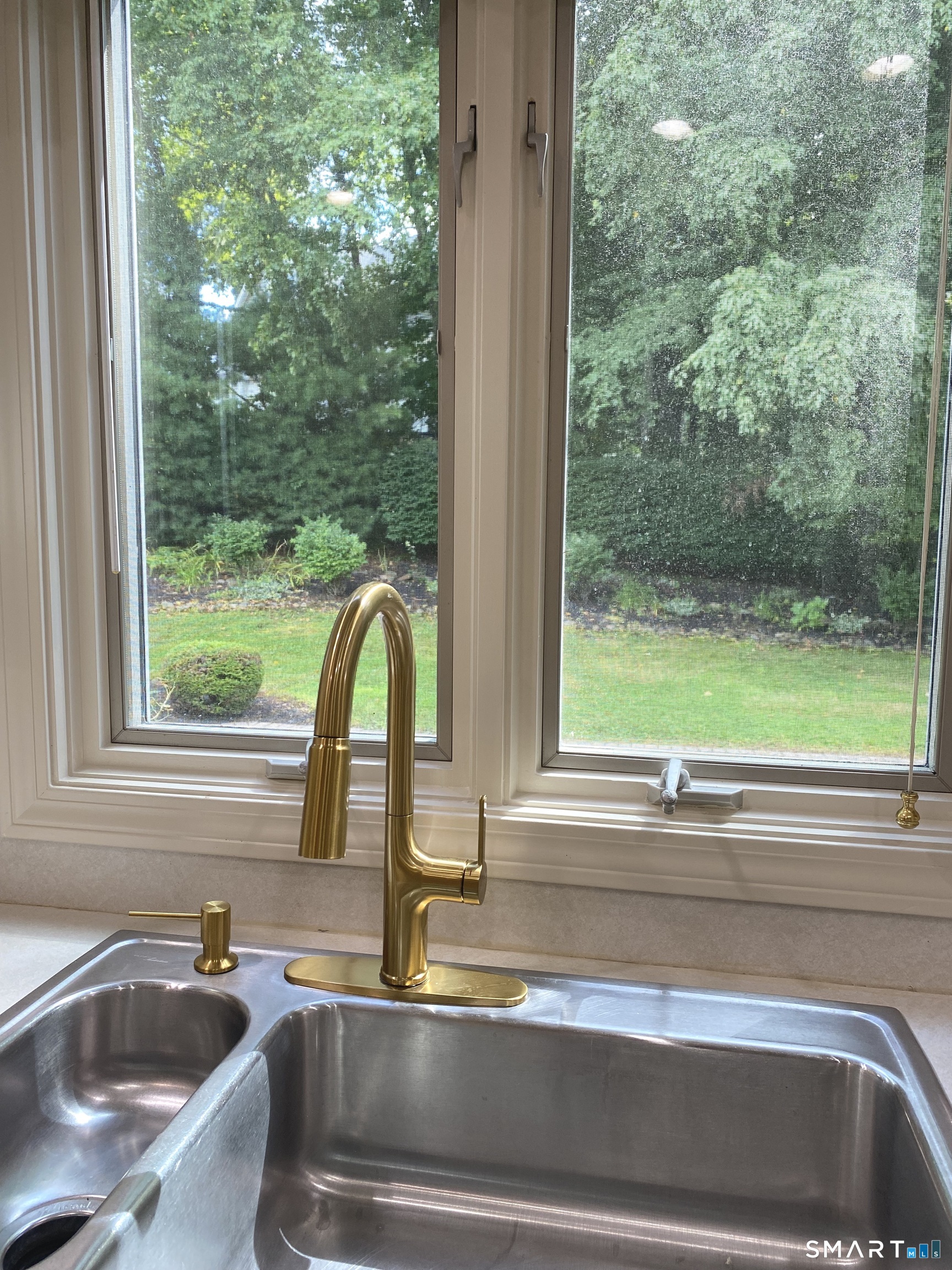54 Winchester Drive photo 15