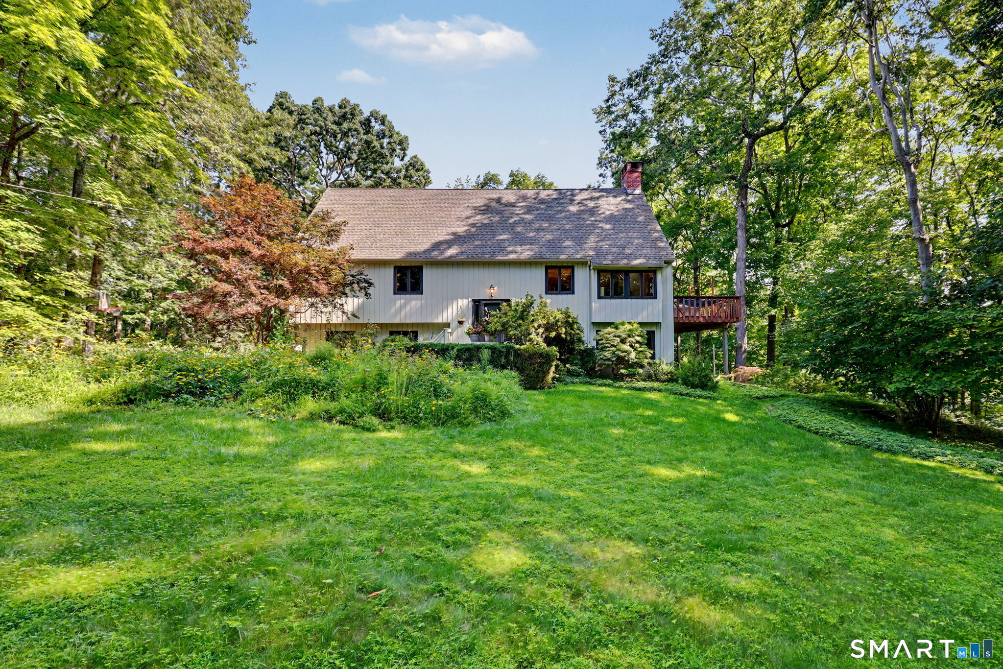 Photo 38 of Single family home for sale at 40 Beechwood Ln, Ridgefield, CT 06877 | MLS# 24202050 | Listing updated on 2026-08-31