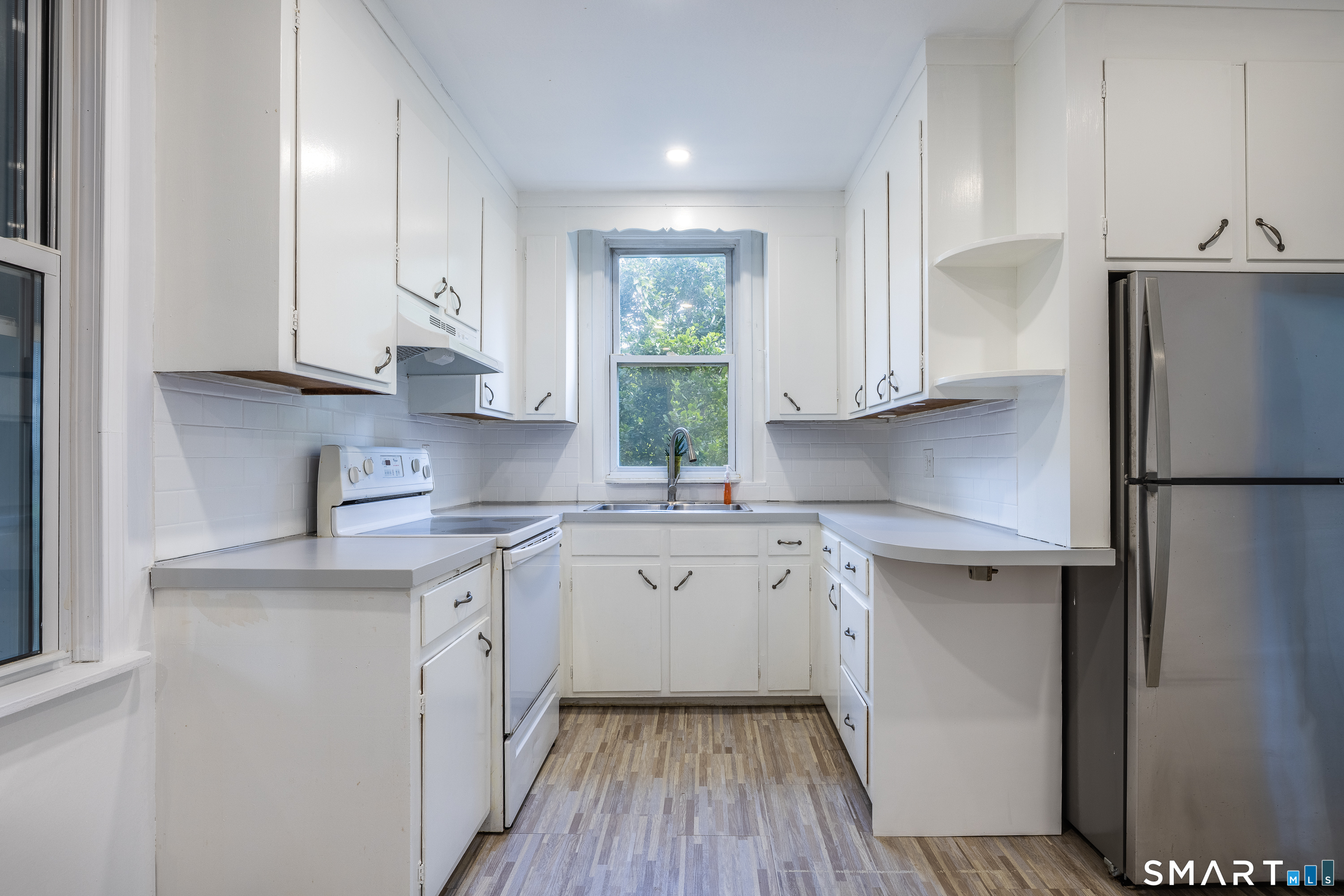 153 Ward Street photo 11