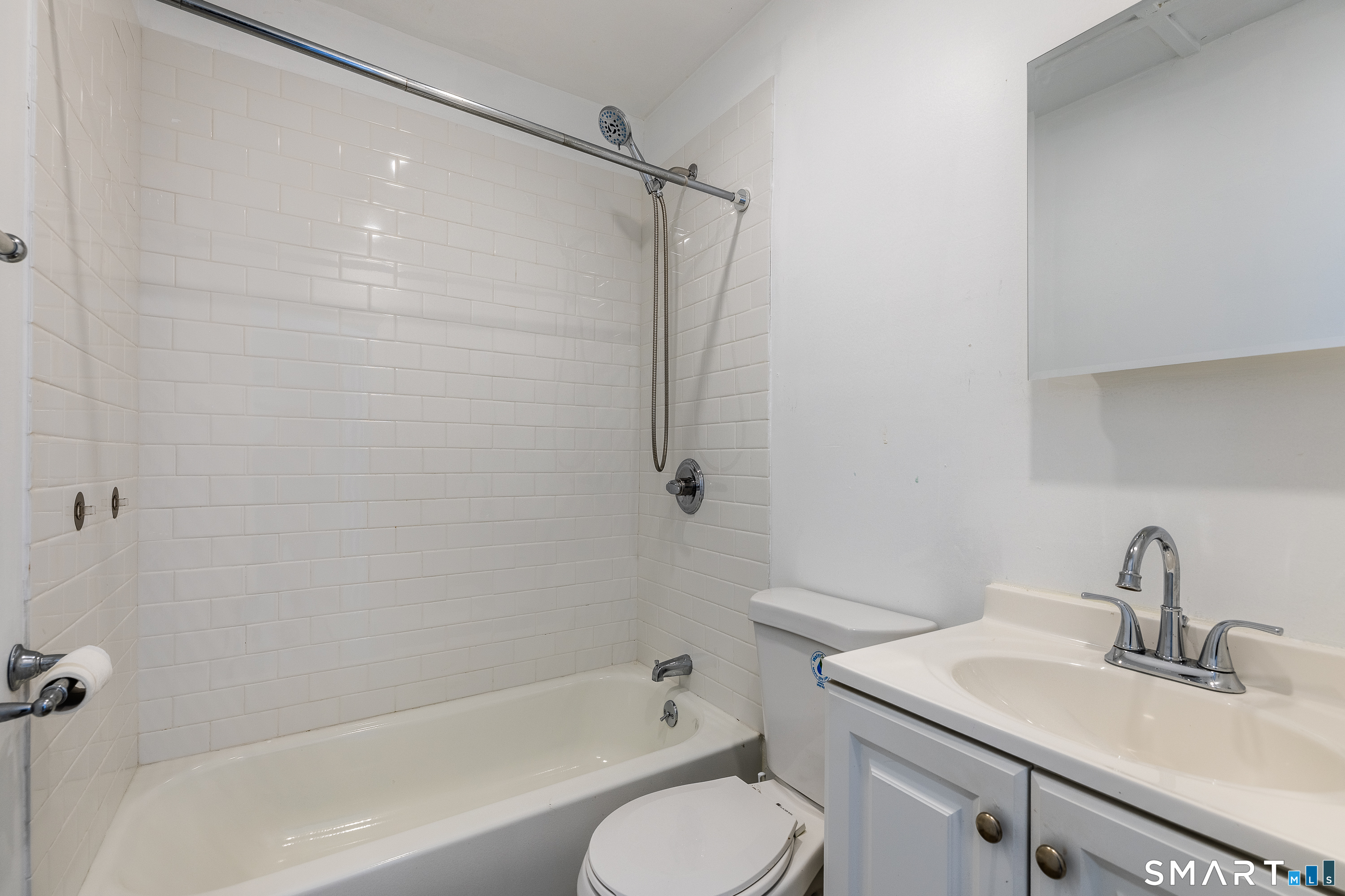 153 Ward Street photo 17
