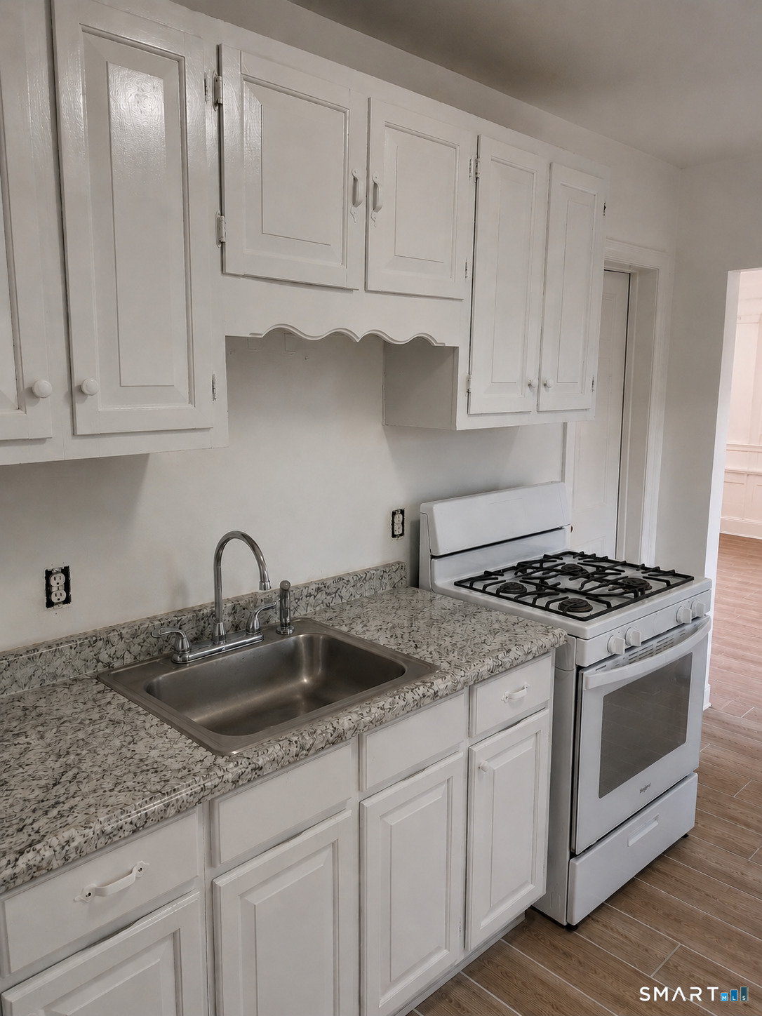 159 Fillmore Street photo 2