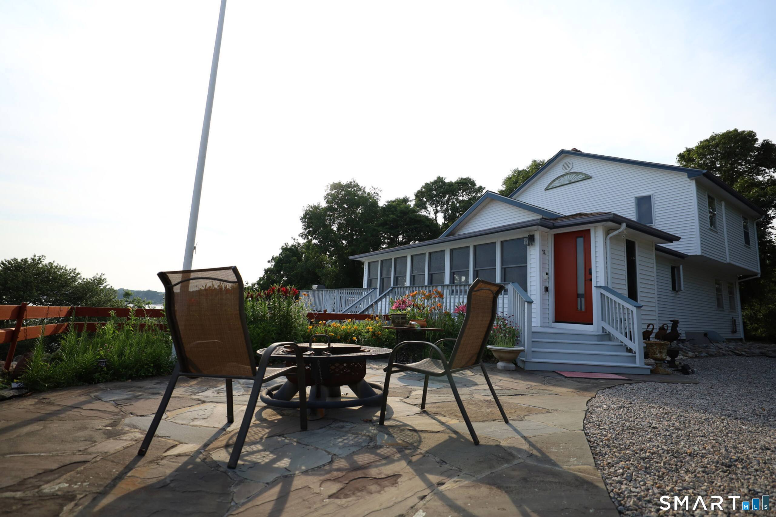 12 Arcadian Road