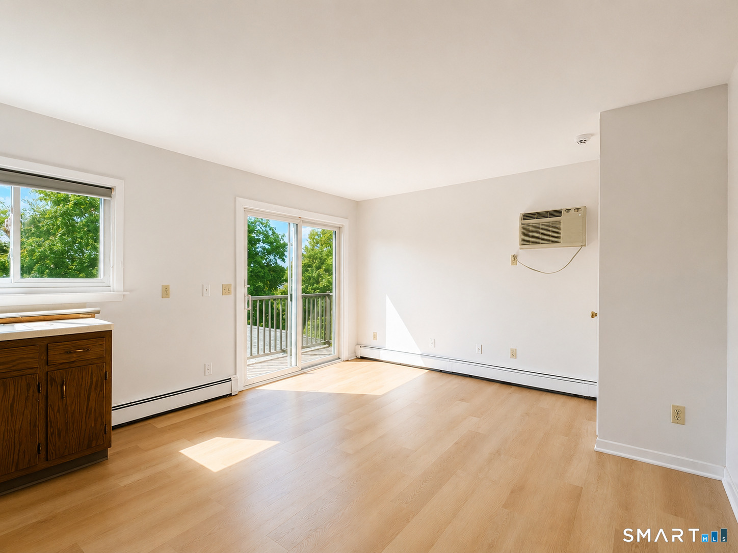 124 Lawn Avenue, Stamford, Connecticut photo 4
