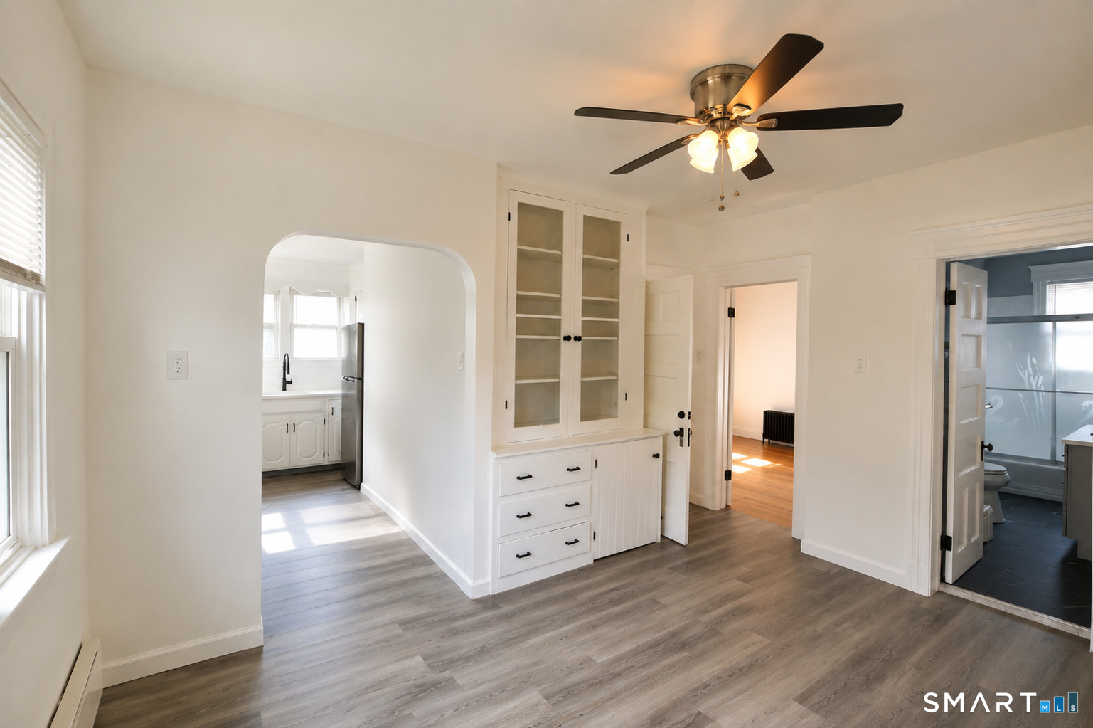 762 Howe Avenue Unit #2nd fl photo 7