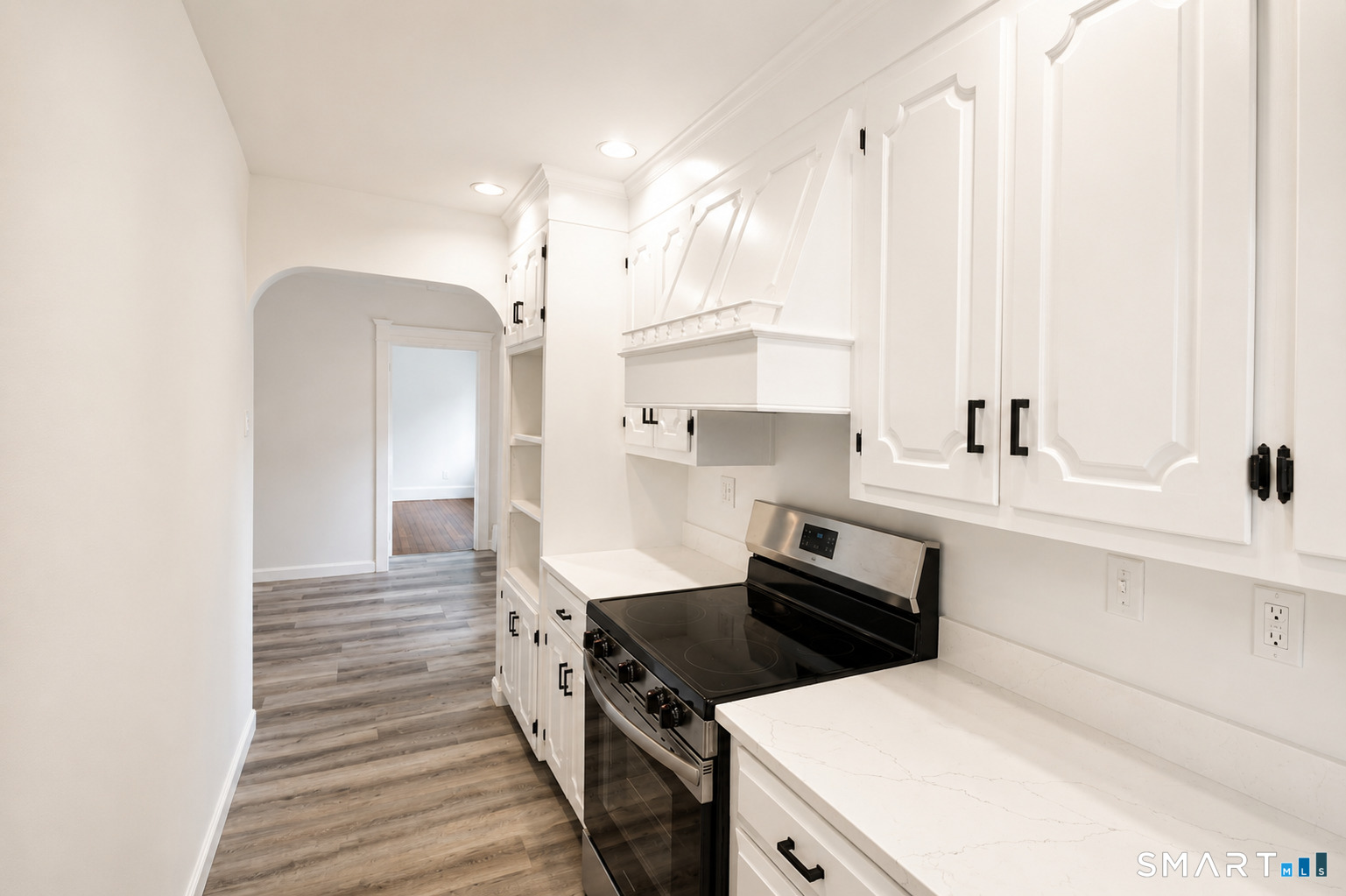 762 Howe Avenue Unit #2nd fl photo 10