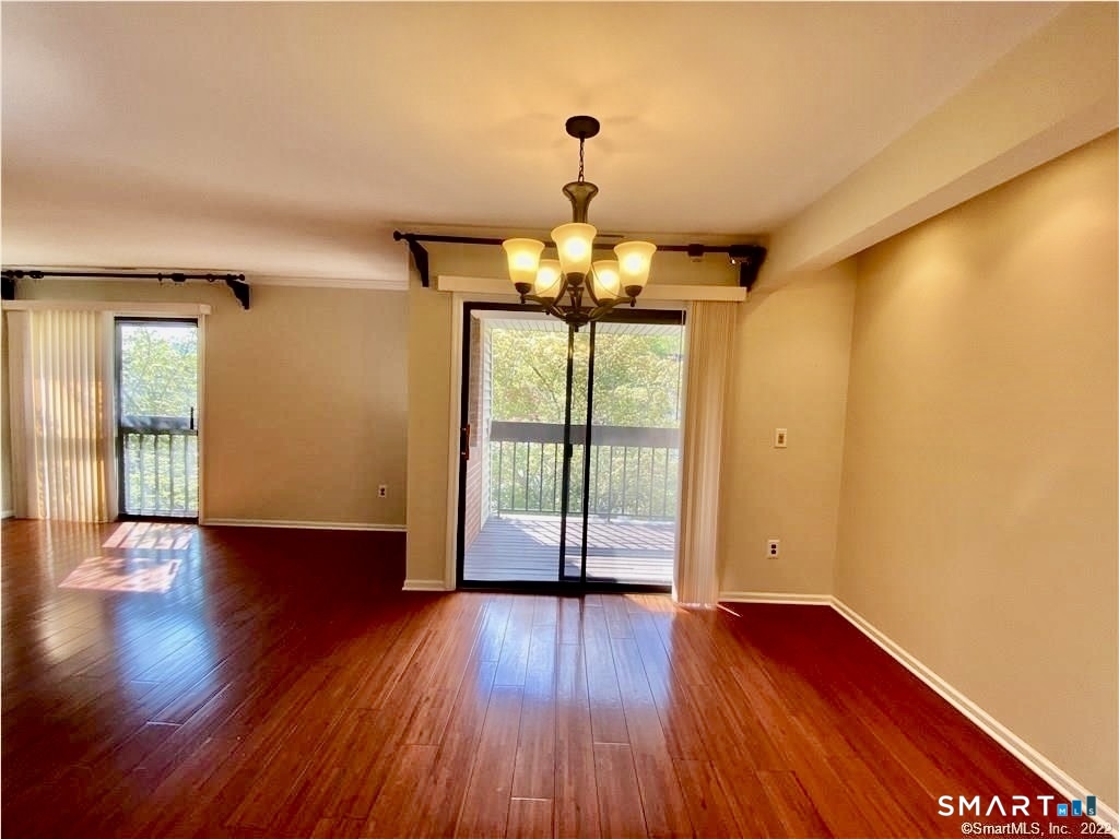 1 Valley Road, Stamford, Connecticut photo 4