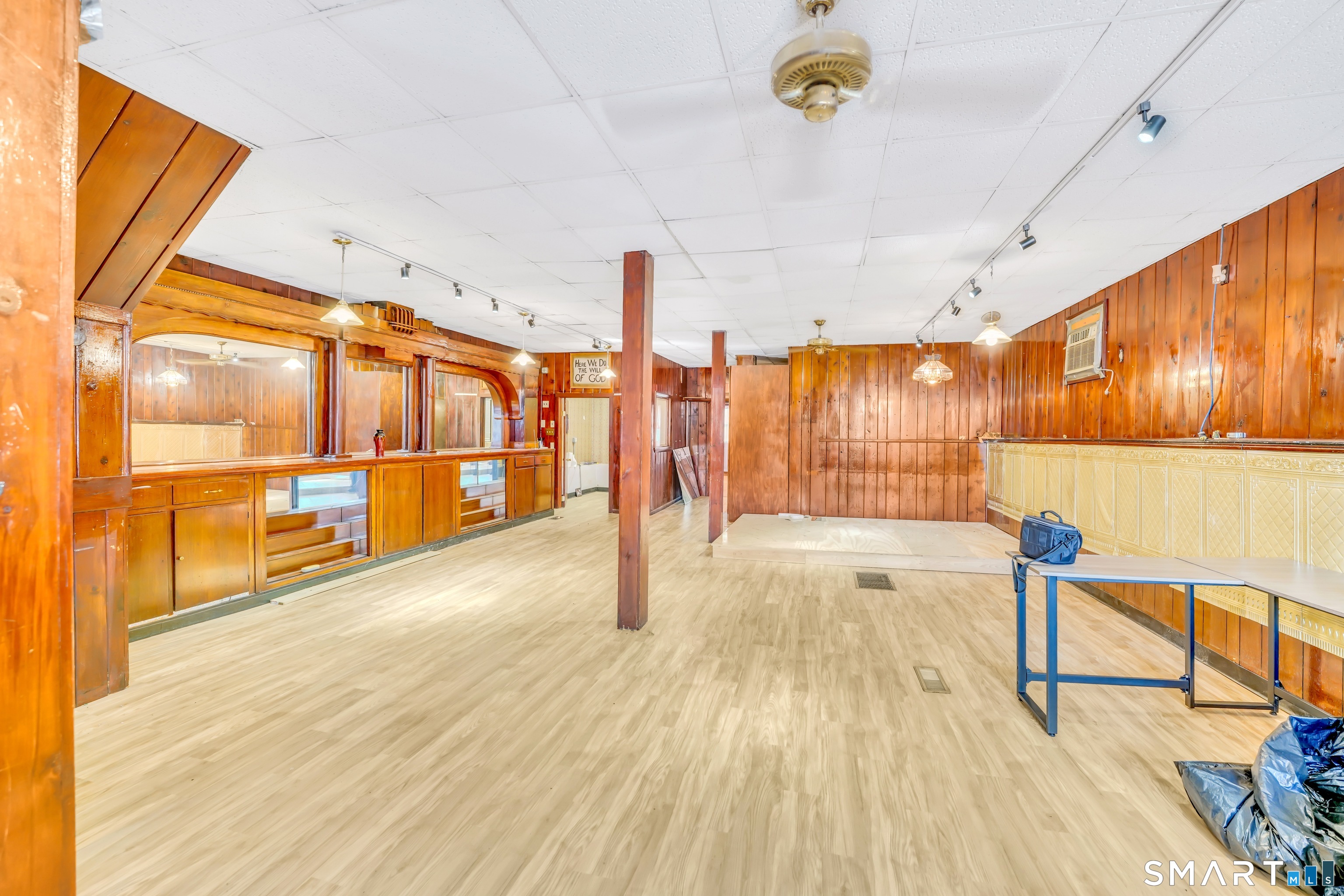 288 Cook Avenue photo 2