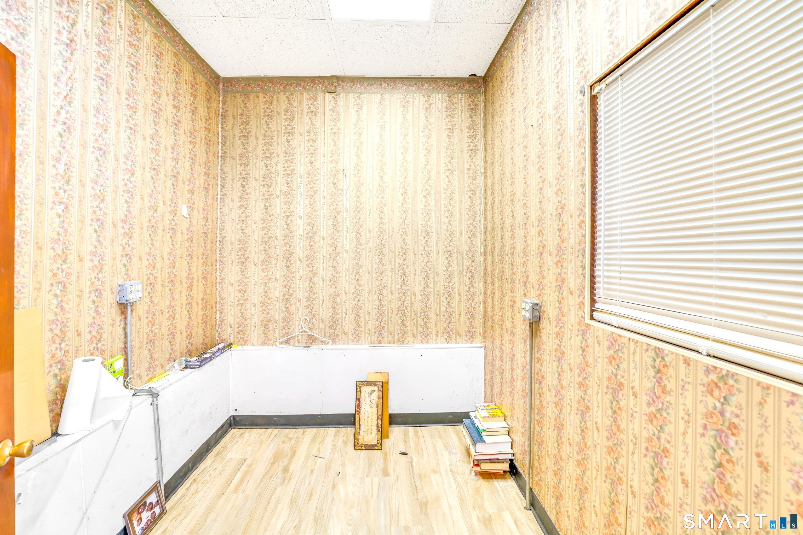 288 Cook Avenue photo 6