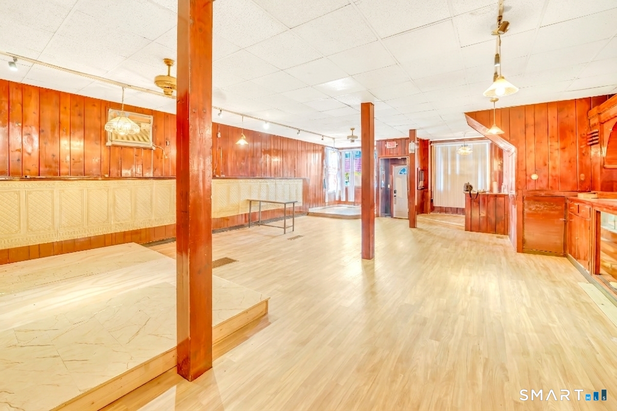 288 Cook Avenue photo 4