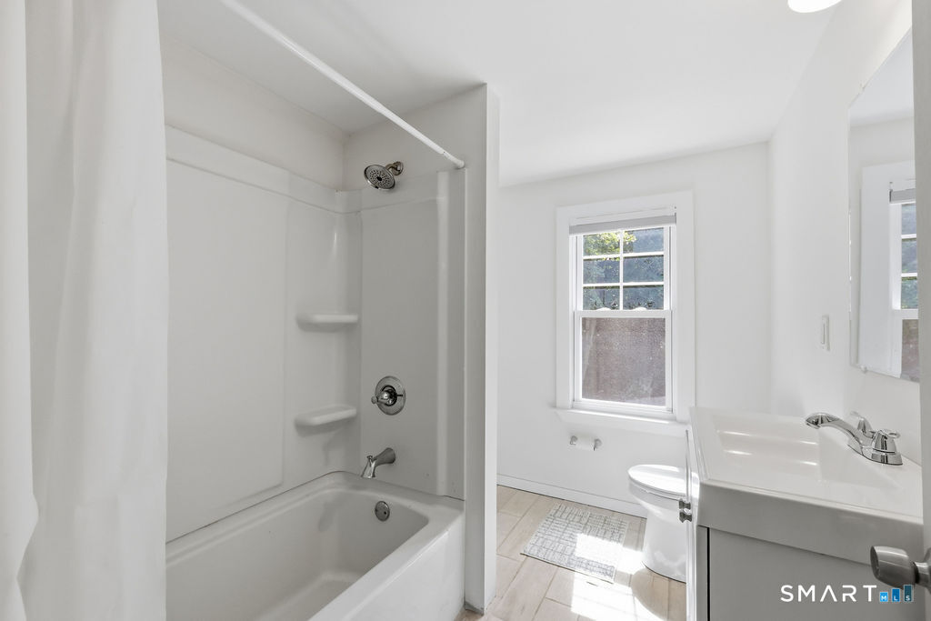 47 Woodland Street photo 25